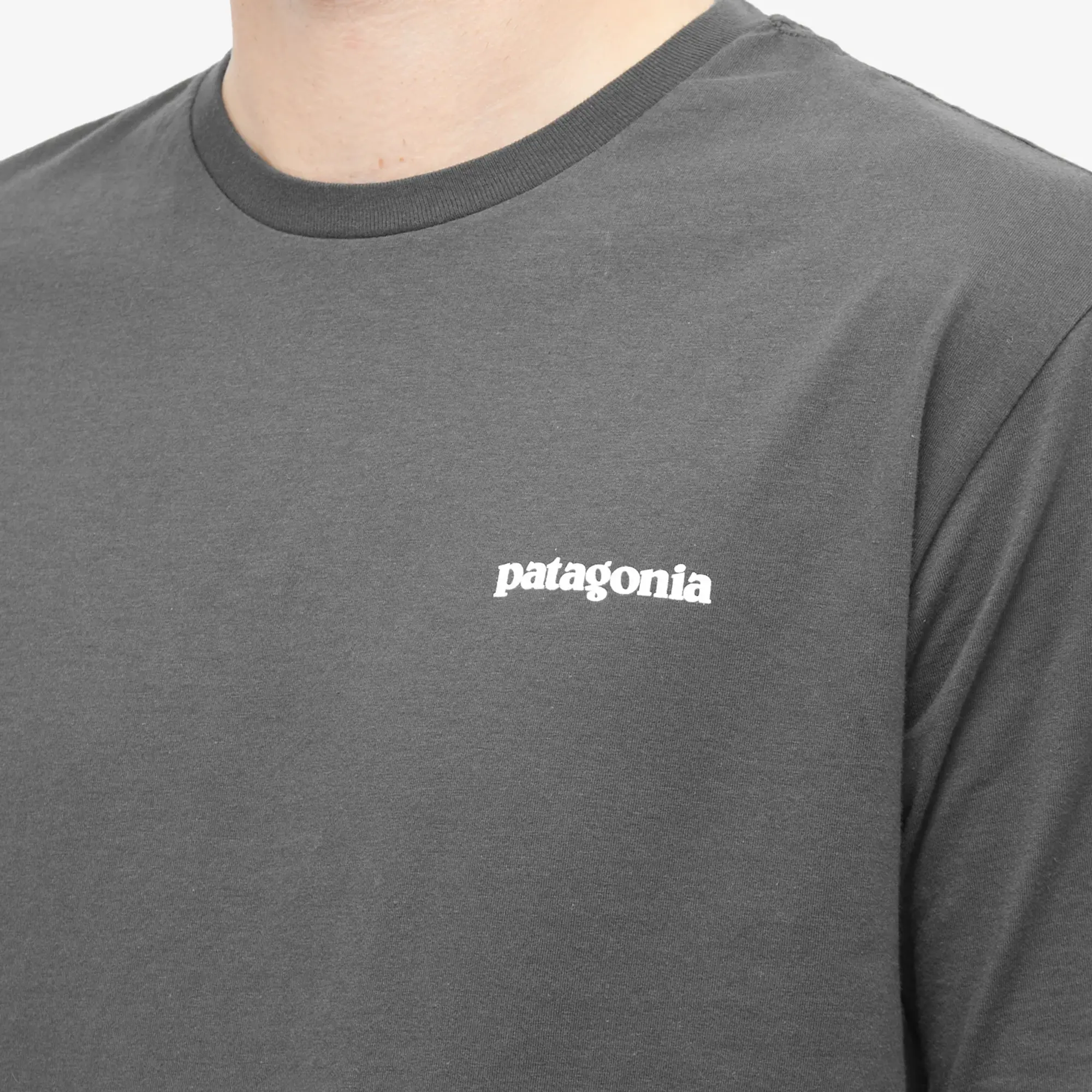 Patagonia P-6 Mission Organic T-Shirt - Ink Black