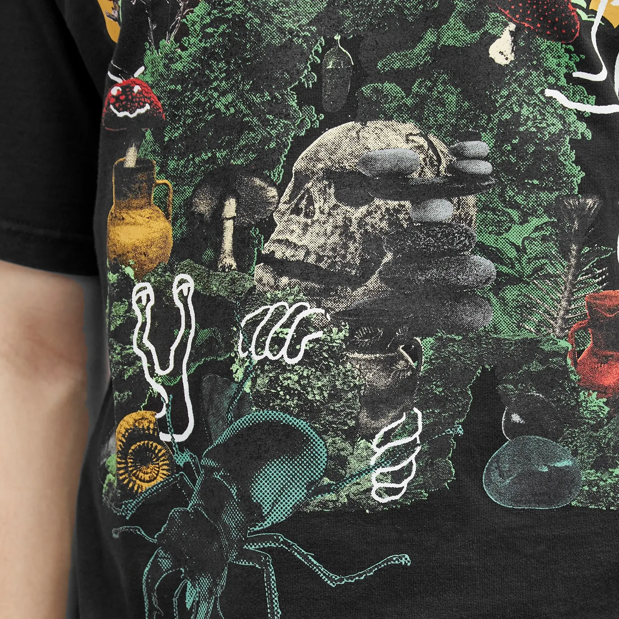 MARKET Men's Grotto T-Shirt Washed Black