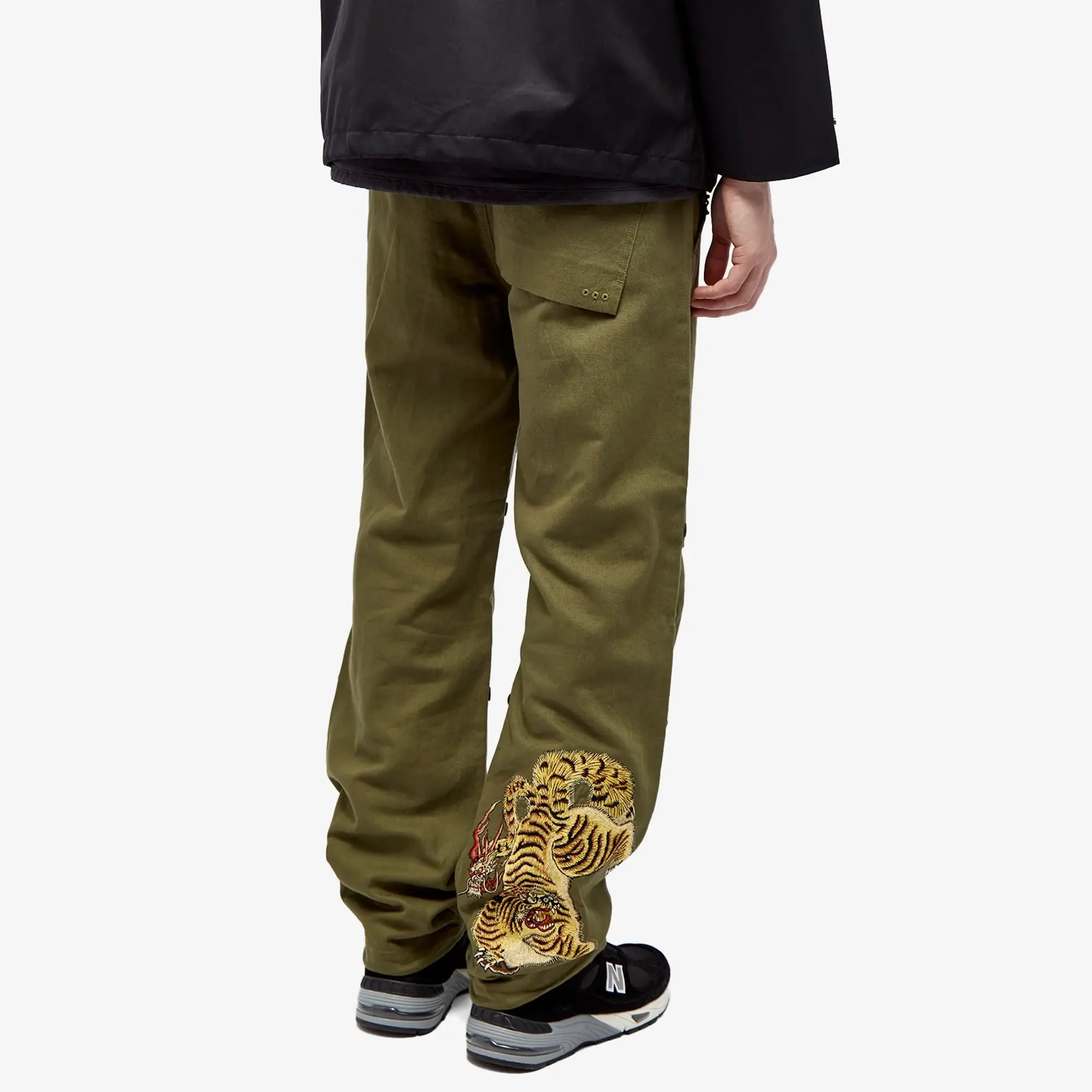 Maharishi Men's Tiger Mebroided Snopant Olive