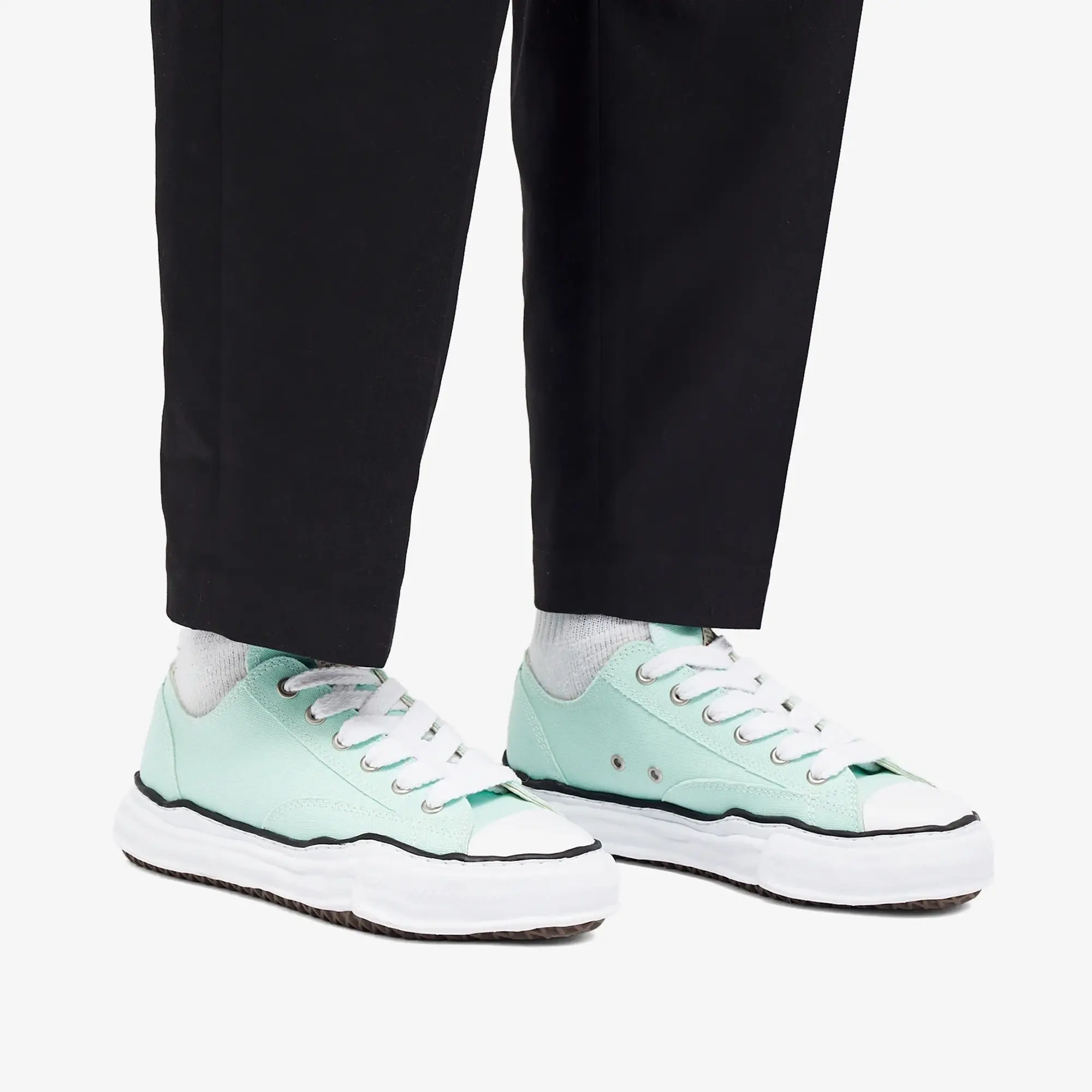 Maison Mihara Yasuhiro Peterson Og Sole Low Canvas Sneaker - Black