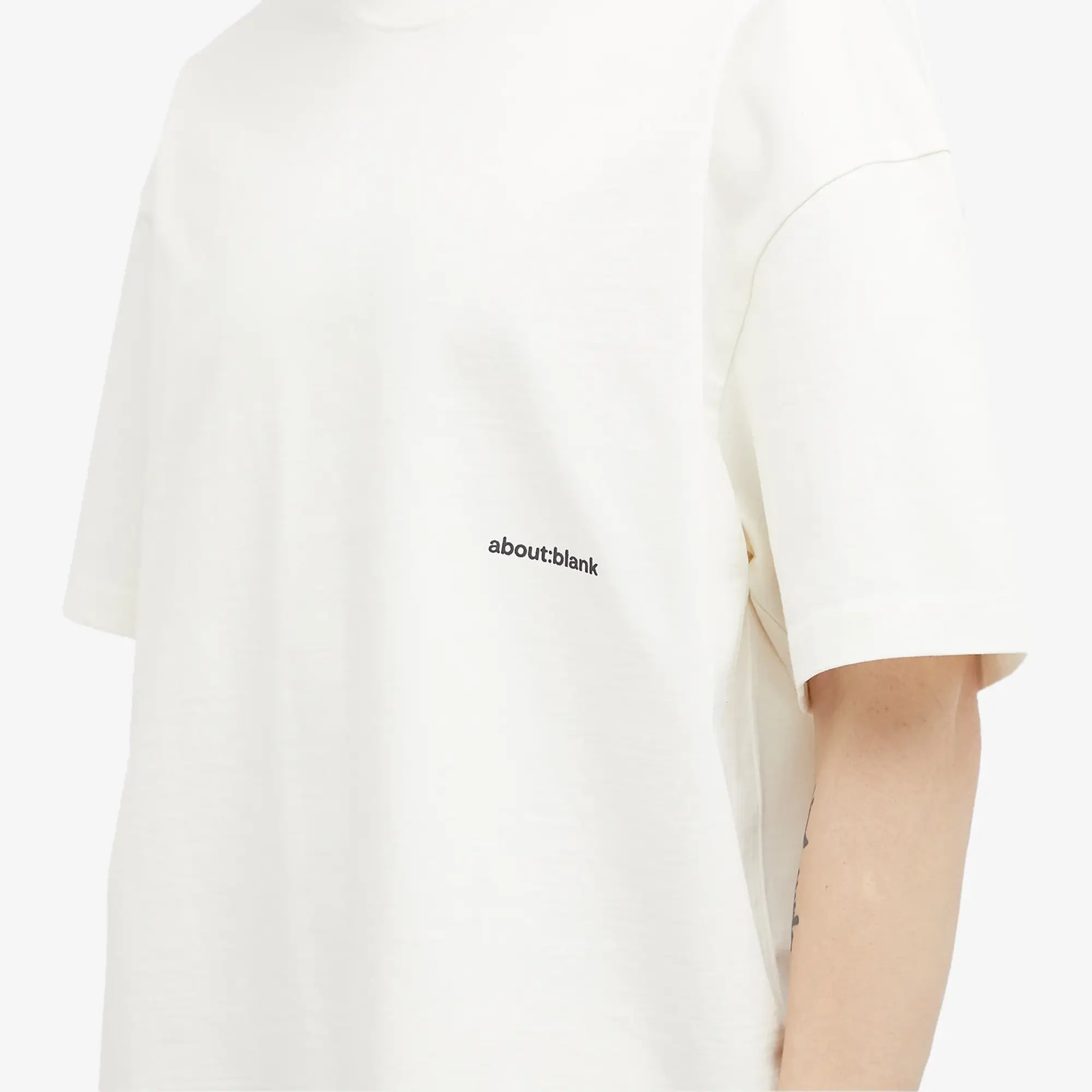 about:blank Men's Box Logo T-Shirt Oat/Black