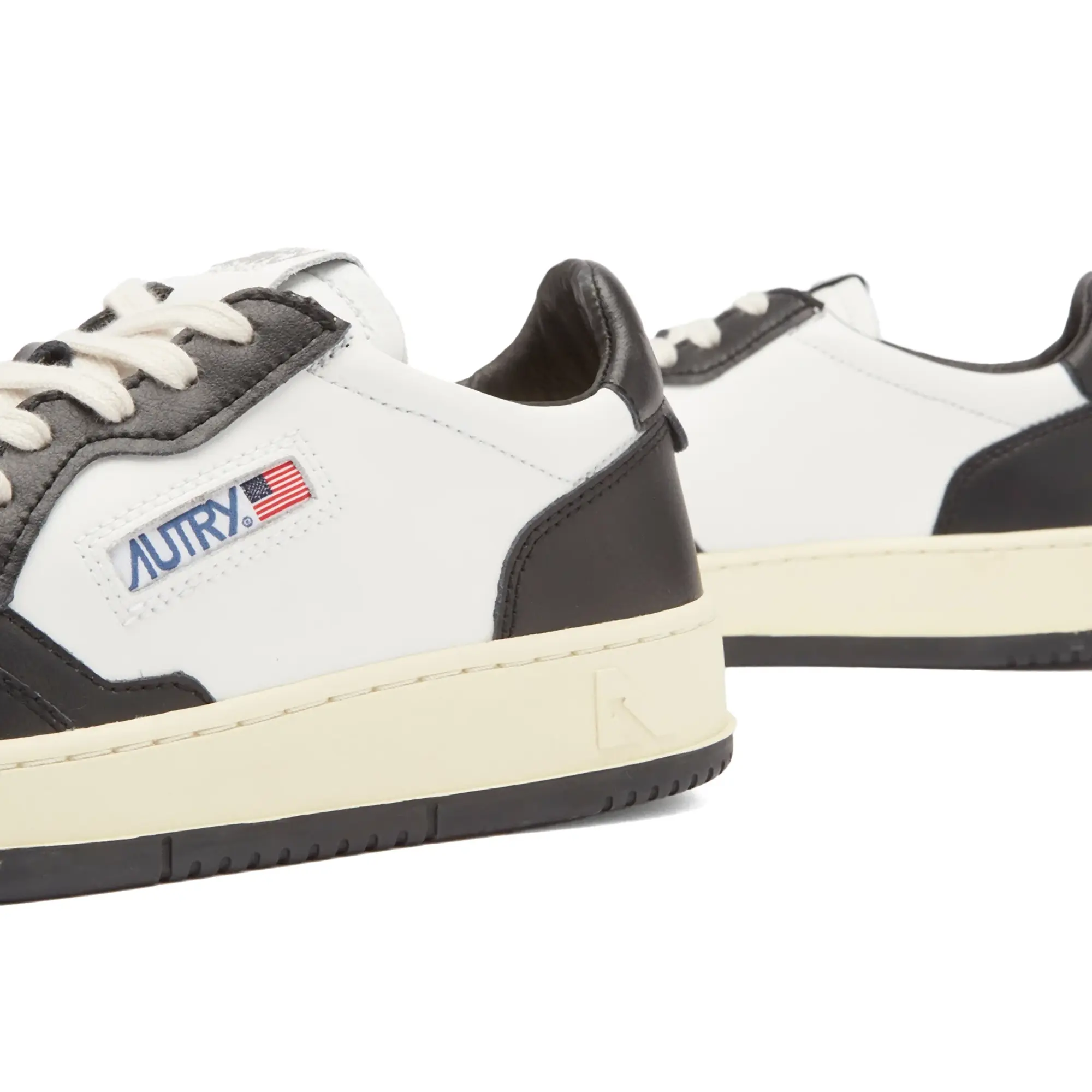 Autry Action Shoes WMNS MEDALIST LOW