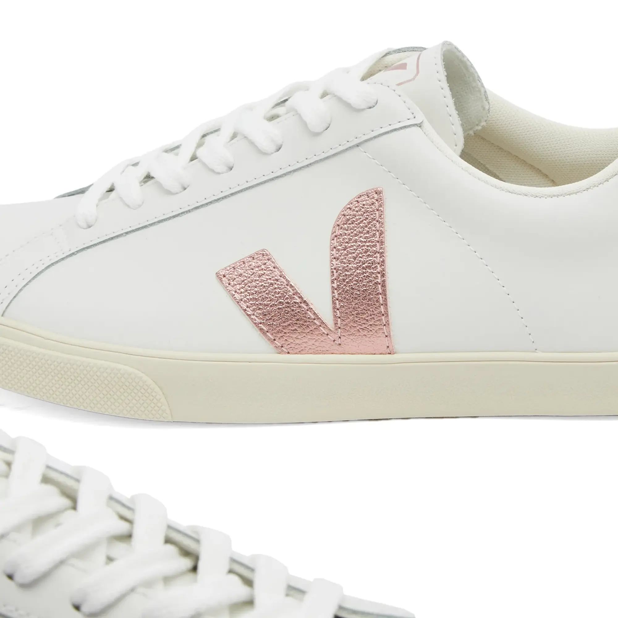 Veja  ESPLAR LOGO  women's Shoes (Trainers) in White