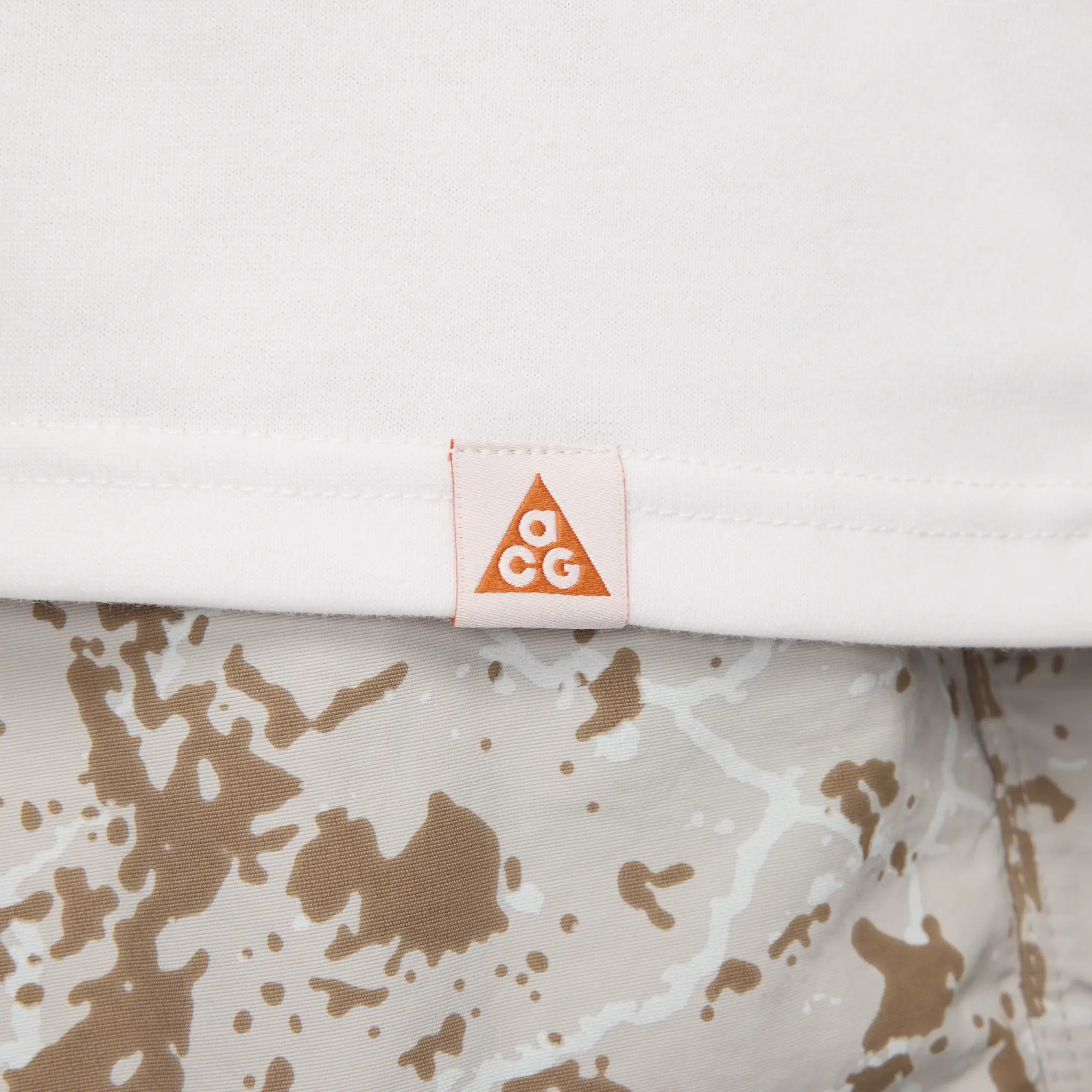 Nike Men's Acg Wildwood T-Shirt Summit White