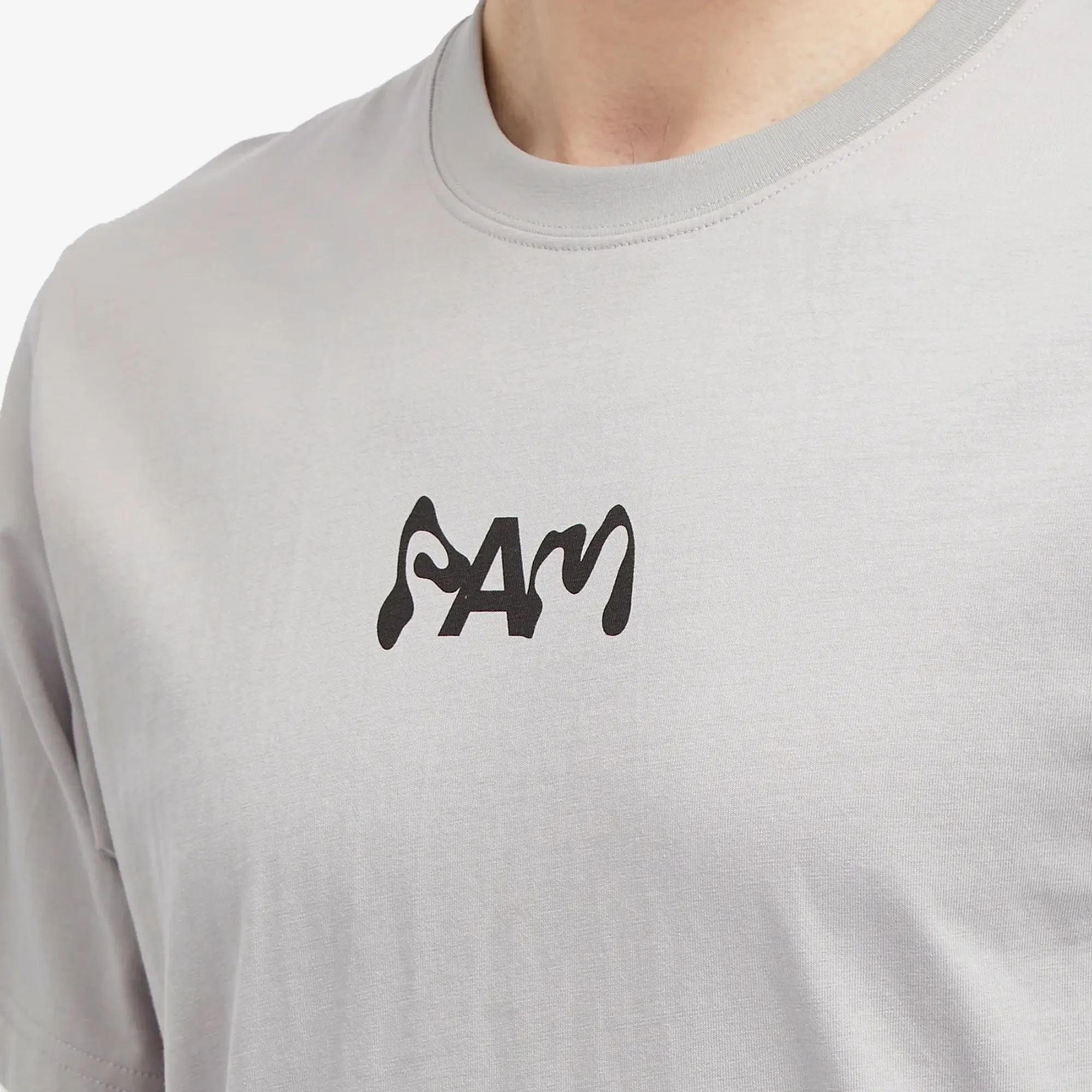 P.A.M. Men's She's Back T-Shirt Cement
