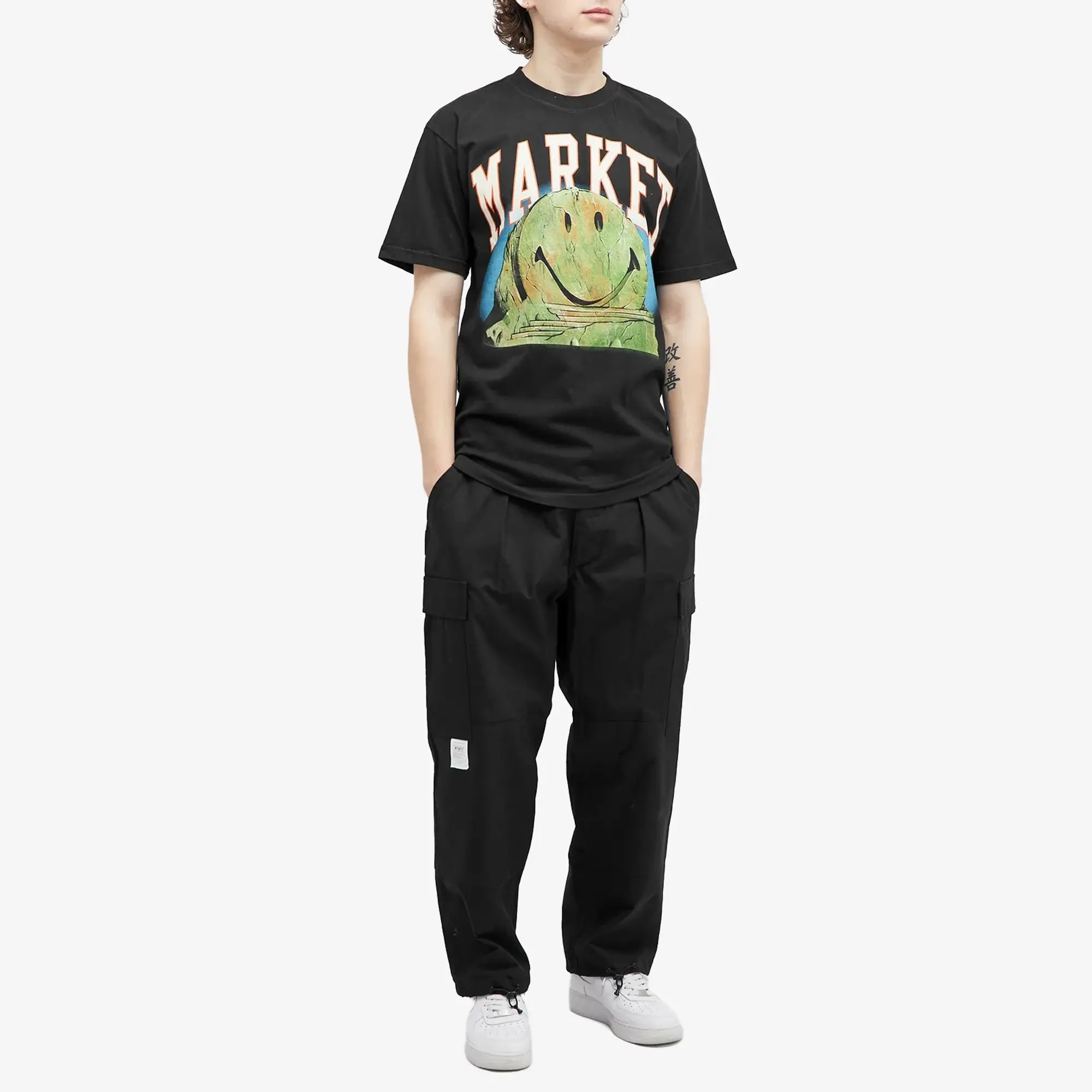 MARKET Men's Smiley Out of Body T-Shirt Washed Black