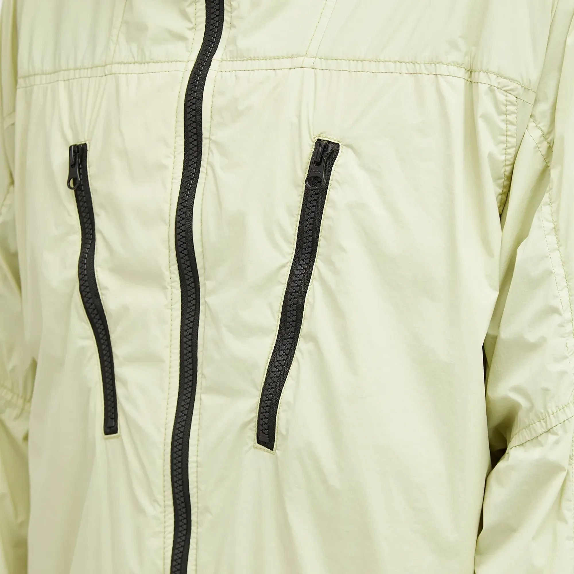 激レア！2022SS STONE  “SKIN TOUCH” JKT Stone Island Men's Skin Touch Nylon-TC Packable Jacket Pistachio