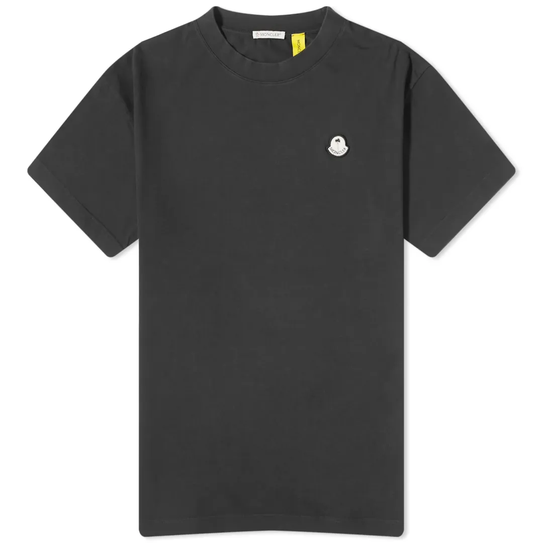 K-angel】MONCLER エンボスロゴ Tシャツ ブラック K-angel】MONCLER