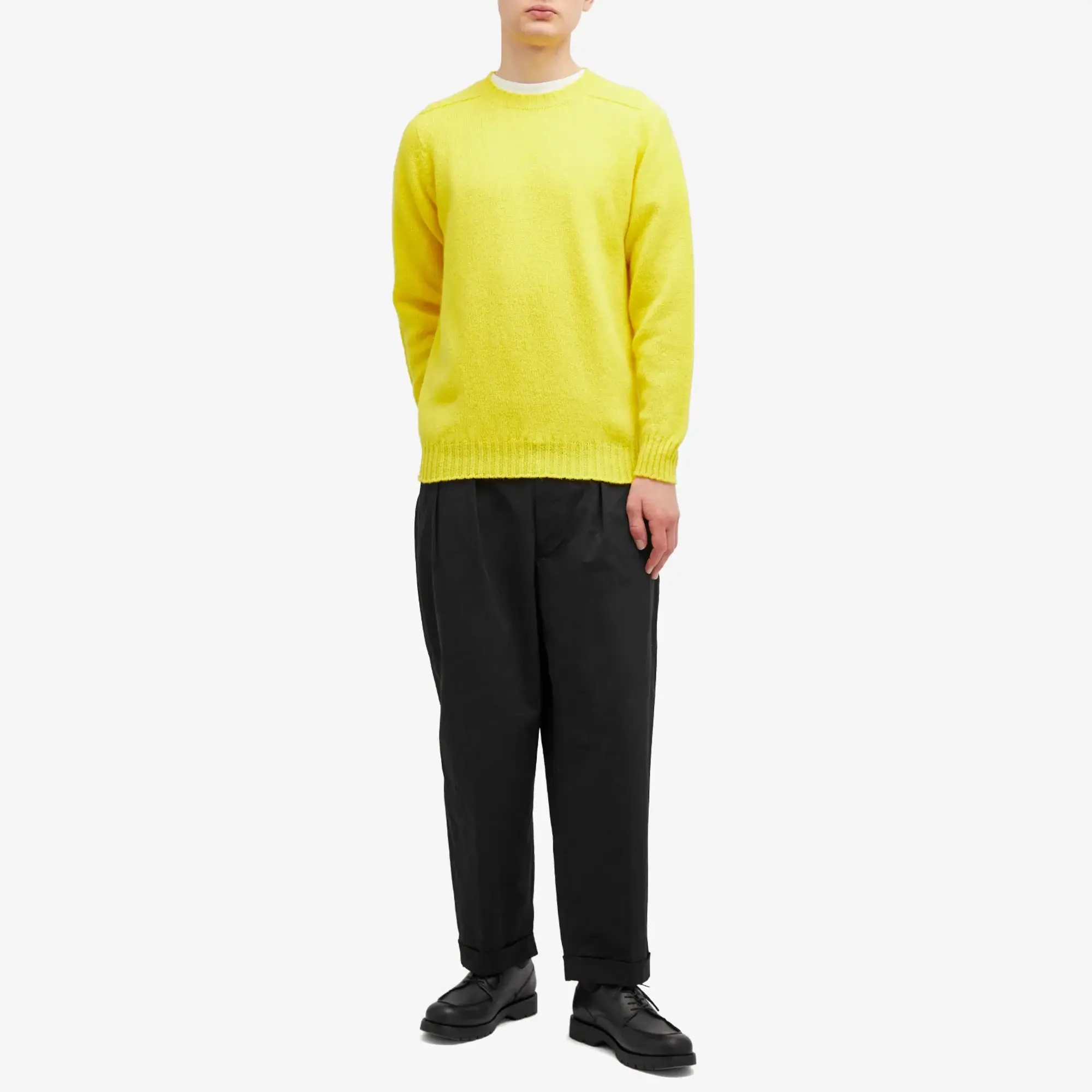 Jamieson's of Shetland Men's Crew Knit Mimosa