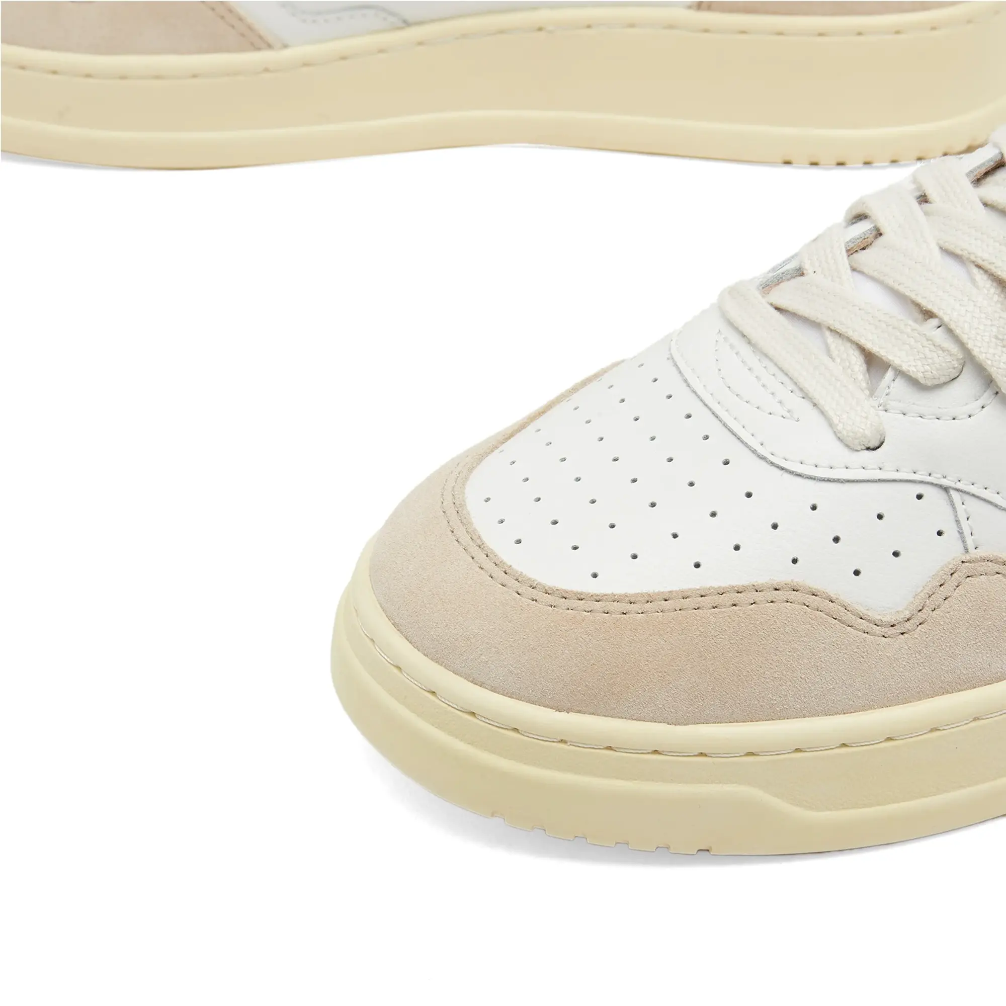 Autry Medalist Low Trainers