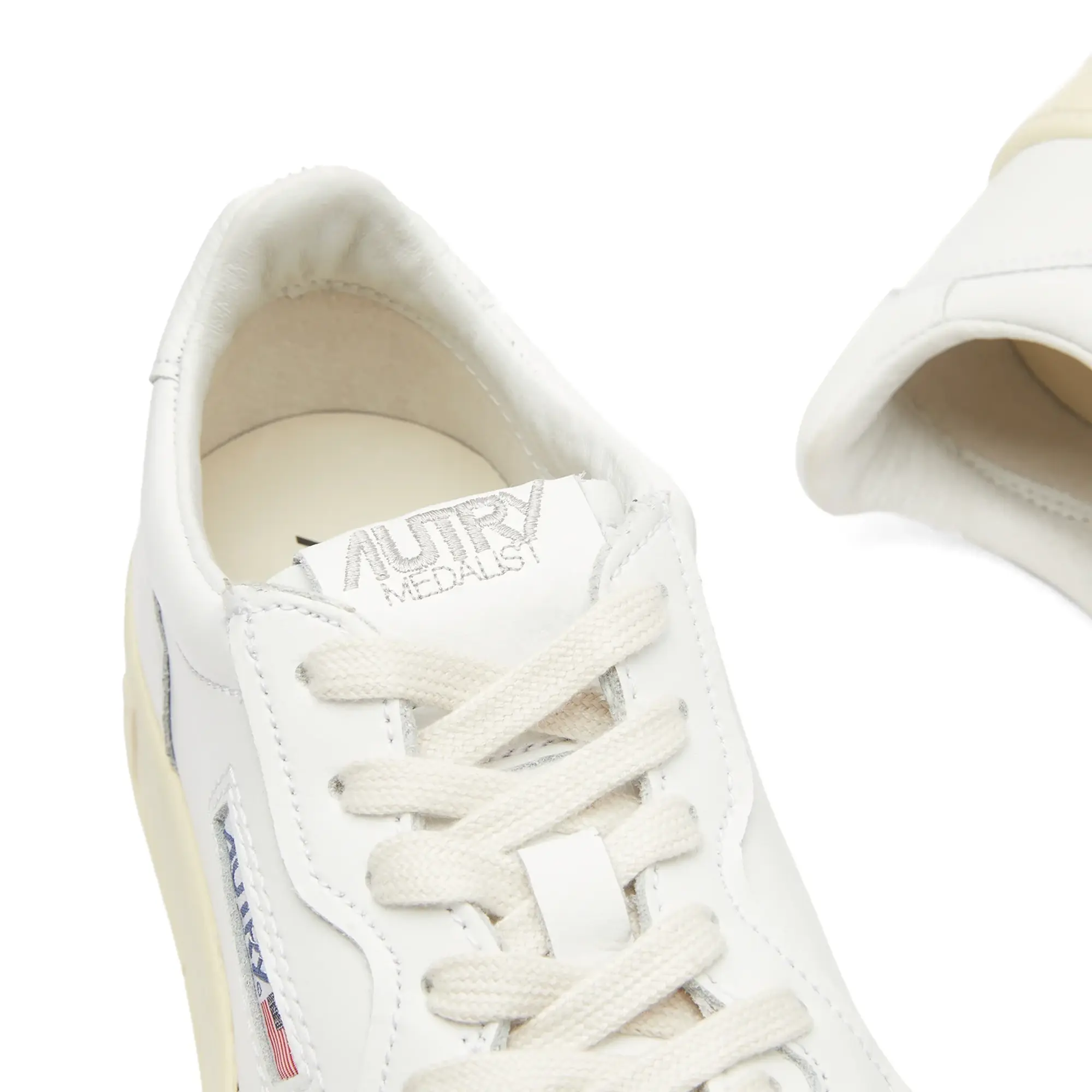Autry Action Shoes WMNS MEDALIST LOW