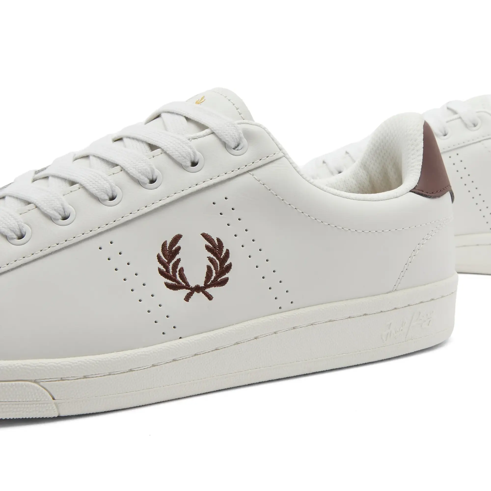 Fred Perry b721 trainers in white & brown