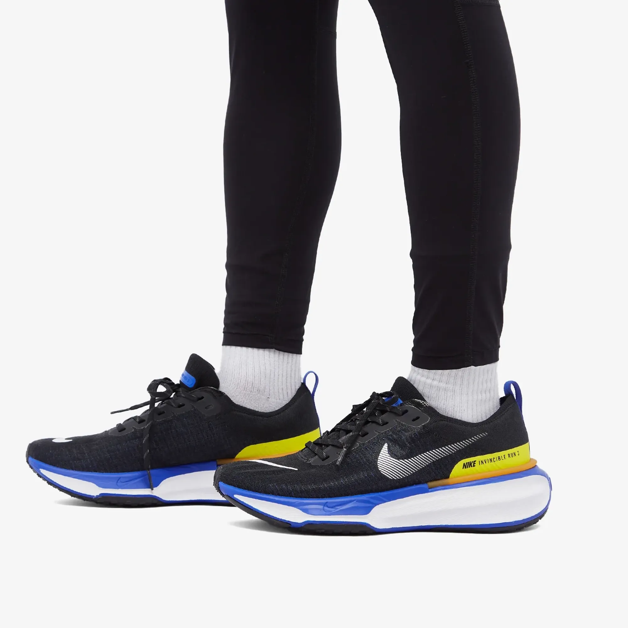 Nike Men's ZoomX INVINCIBLE RUN FK 3 Black/White | DR2615-003 | FOOTY.COM