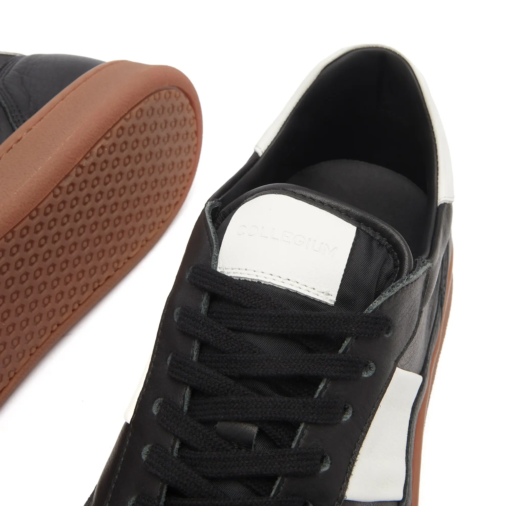 Collegium Men's Pillar Court II Sneaker Black/White