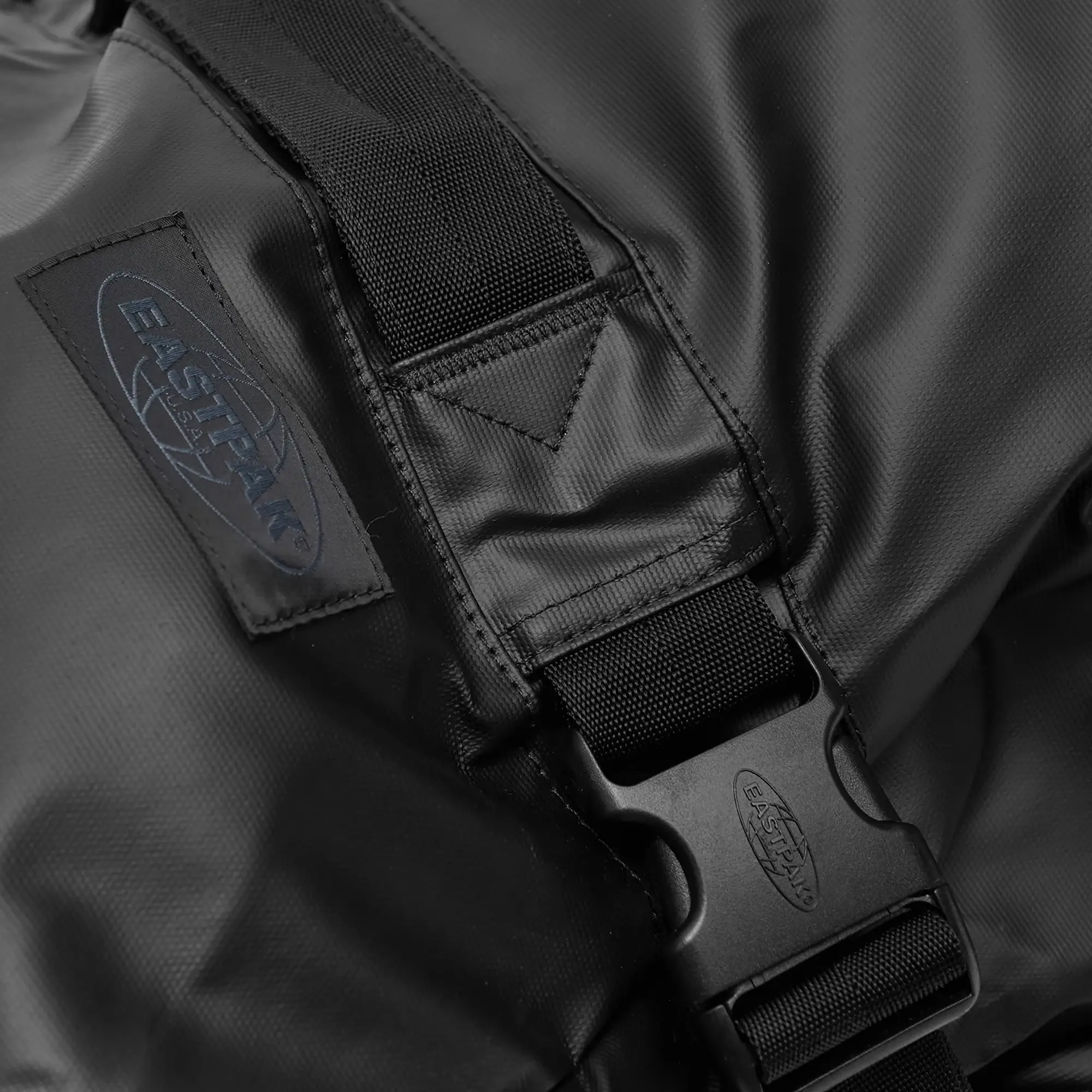 Eastpak Transit'R 2-Wheel 67cm Medium Suitcase