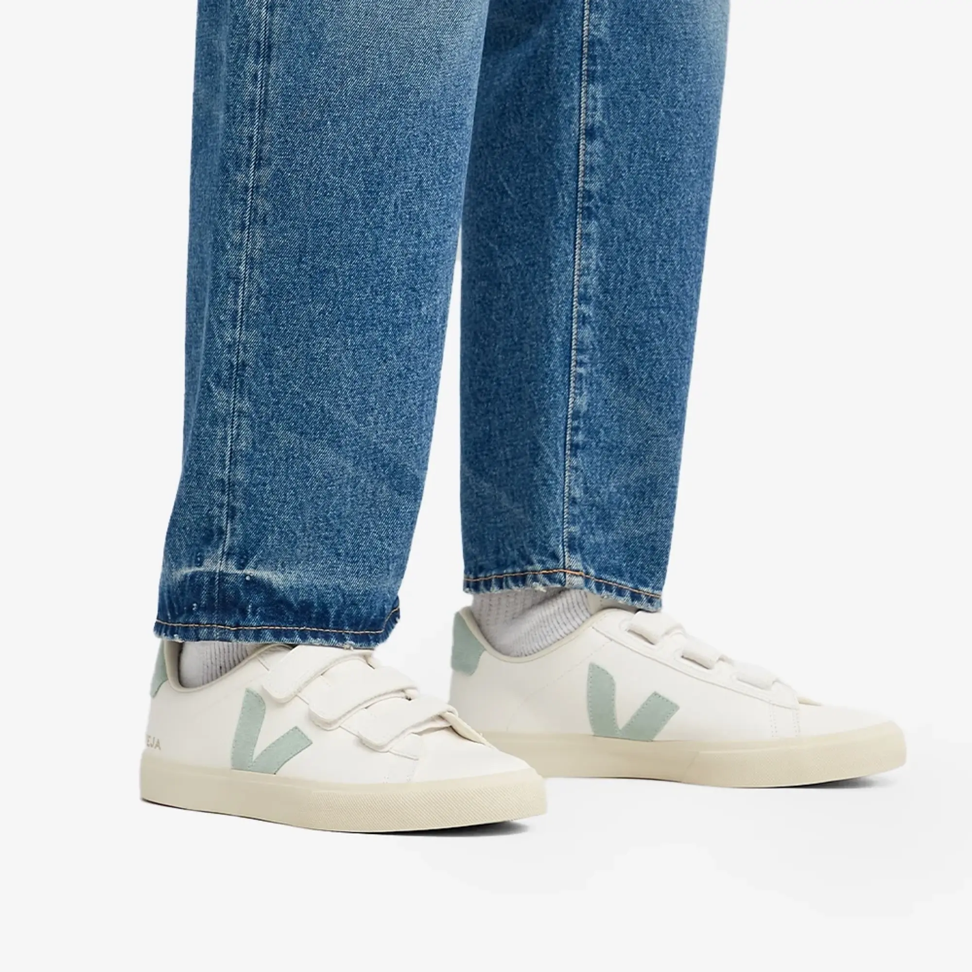 Veja Men's Recife Velcro Sneaker White/Green