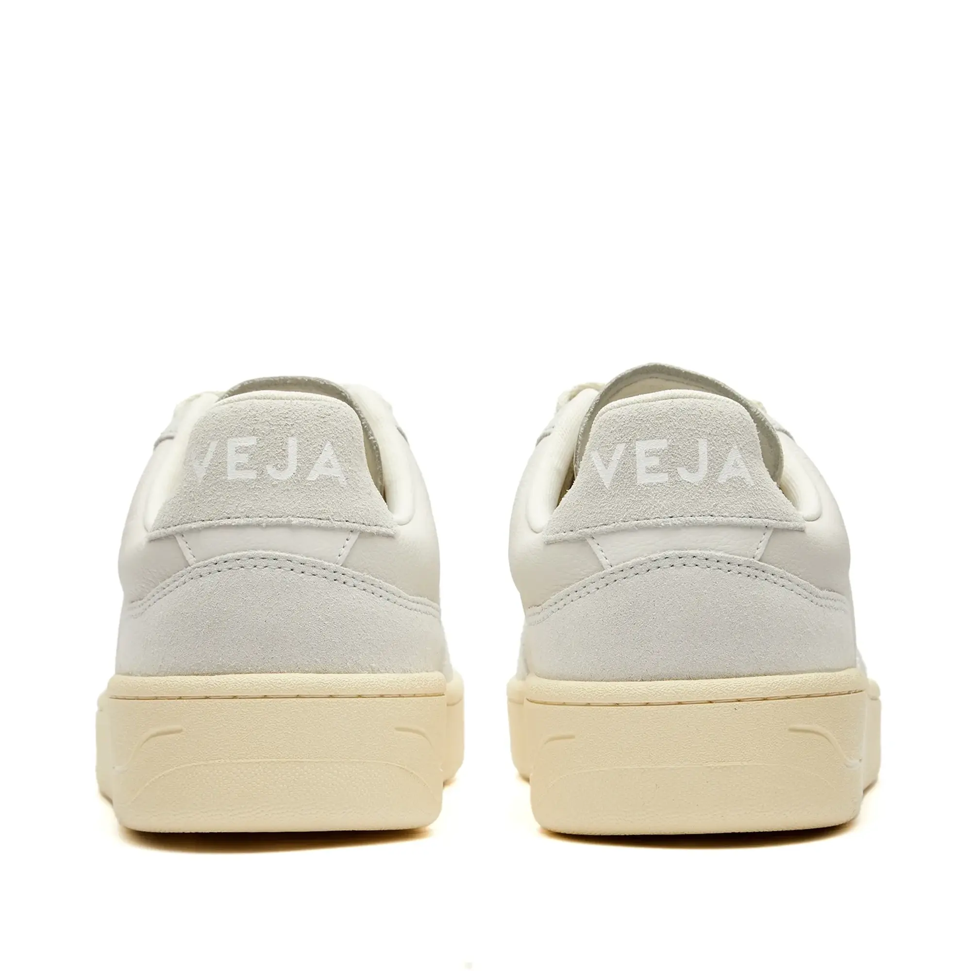 Veja V-90 O.t. Leather Trainers