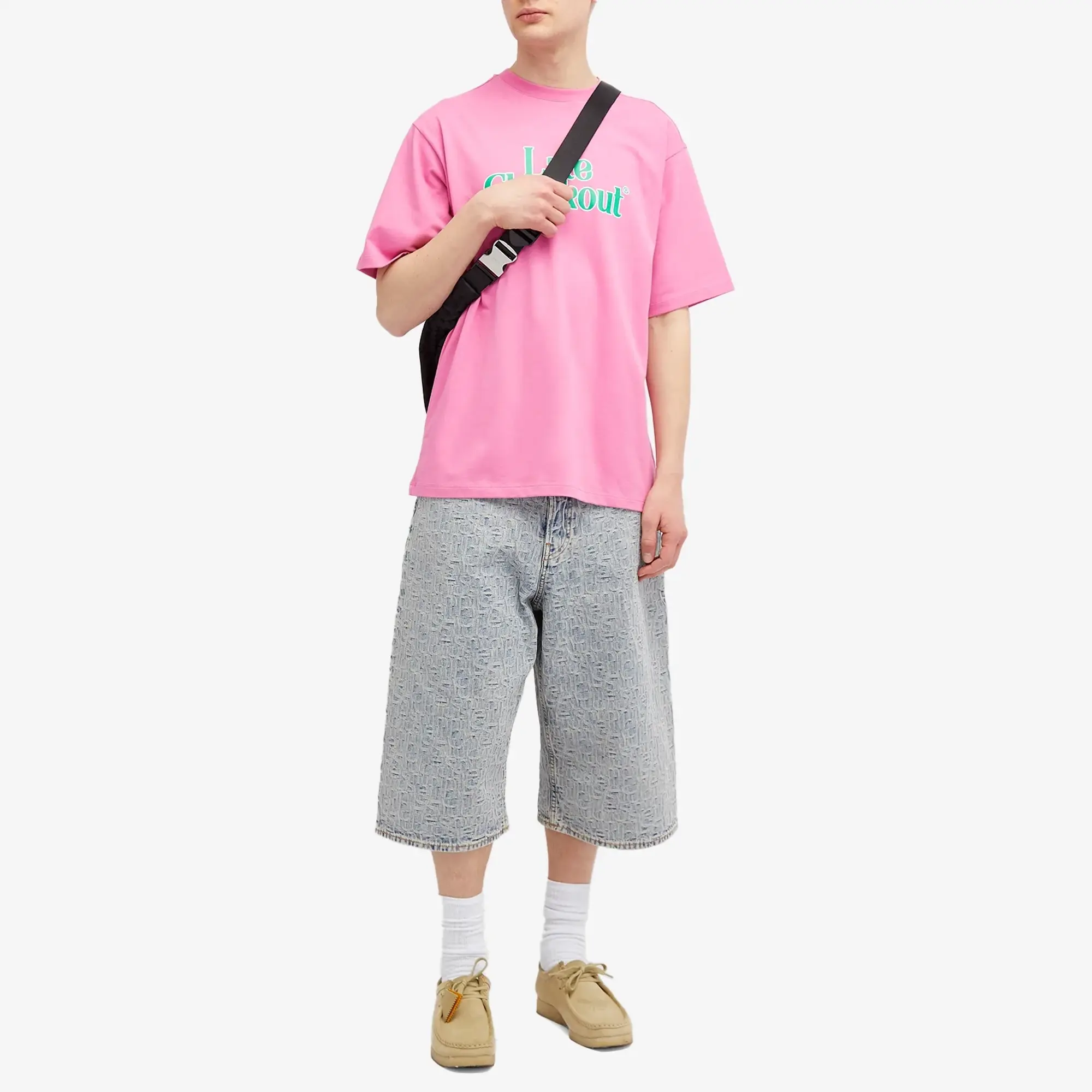 Late Checkout Men's Logo T-Shirt Pink