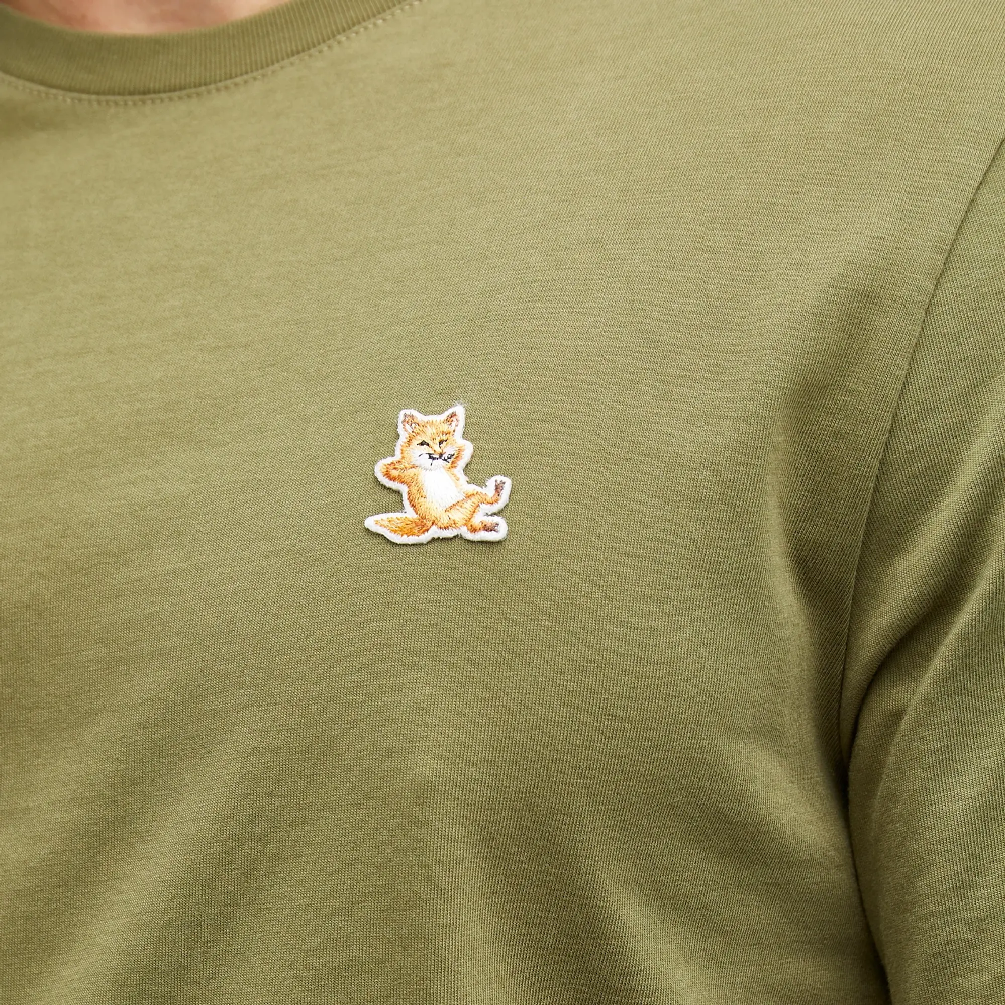 Maison Kitsuné Maison Kitsune Chillax Fox Patch T-Shirt (Military Green - Xl) - Size XL