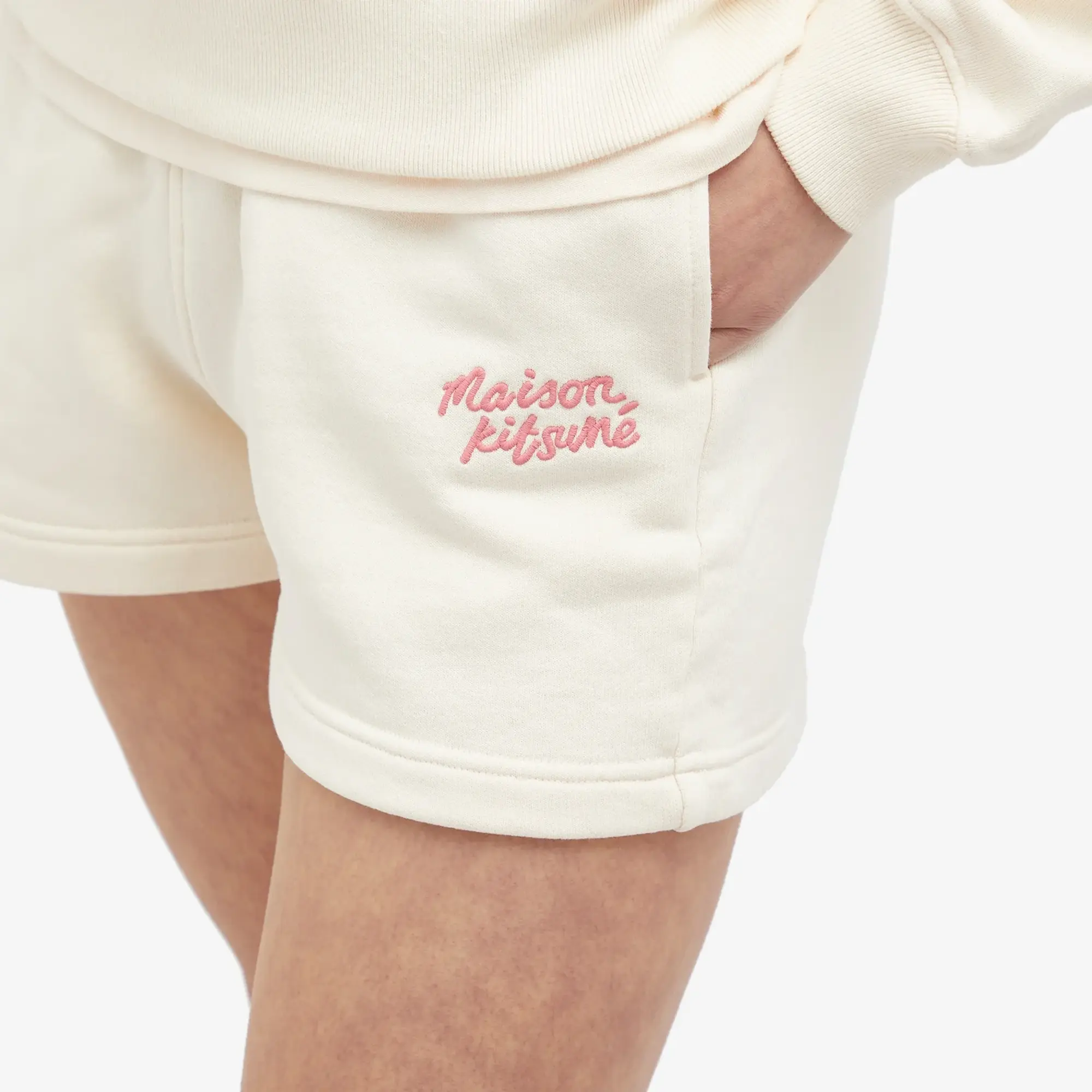 Maison Kitsuné Maison Kitsune Handwriting Logo Regular Jog Shorts Fresh Cotton