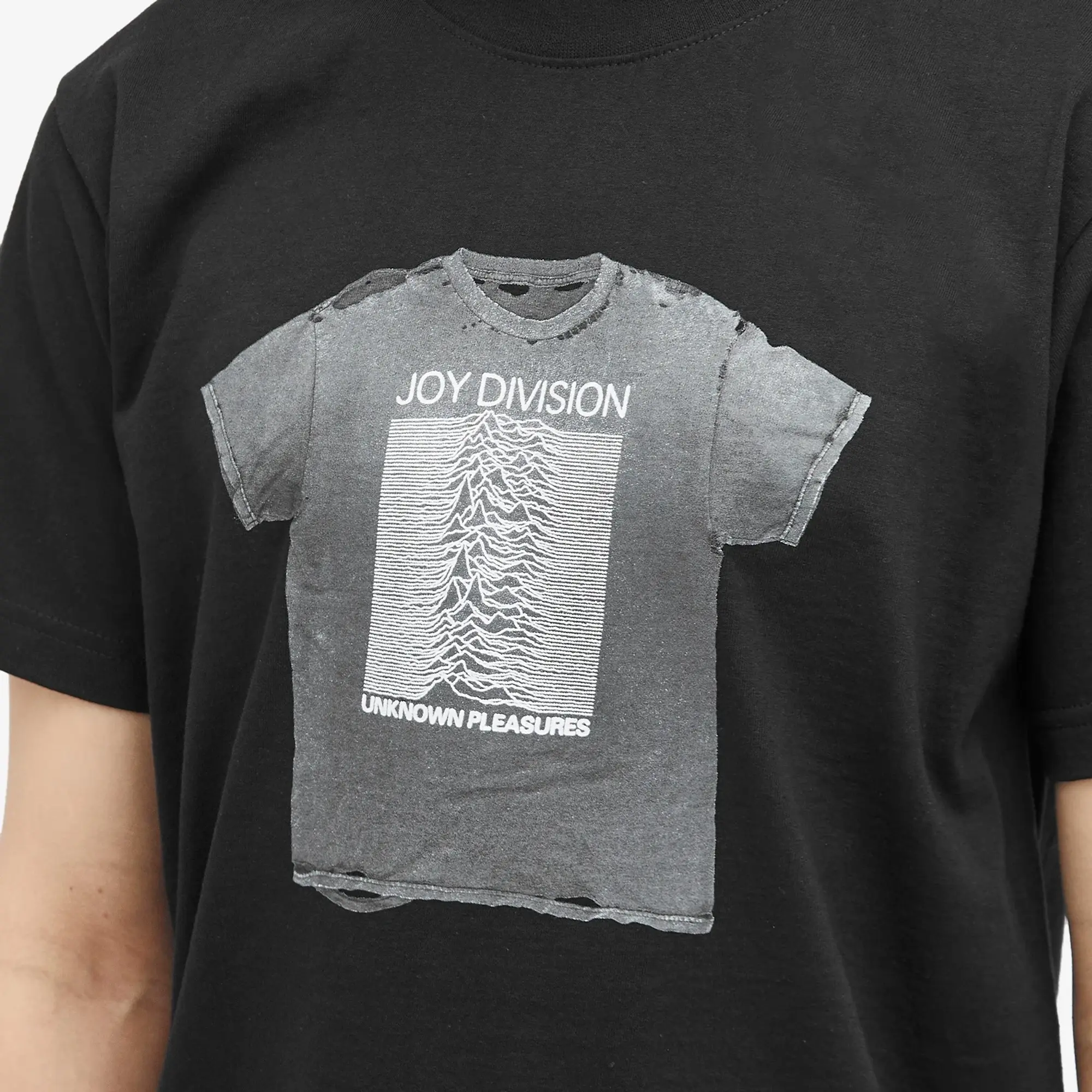 Pleasures Men's Broken In T-Shirt Black