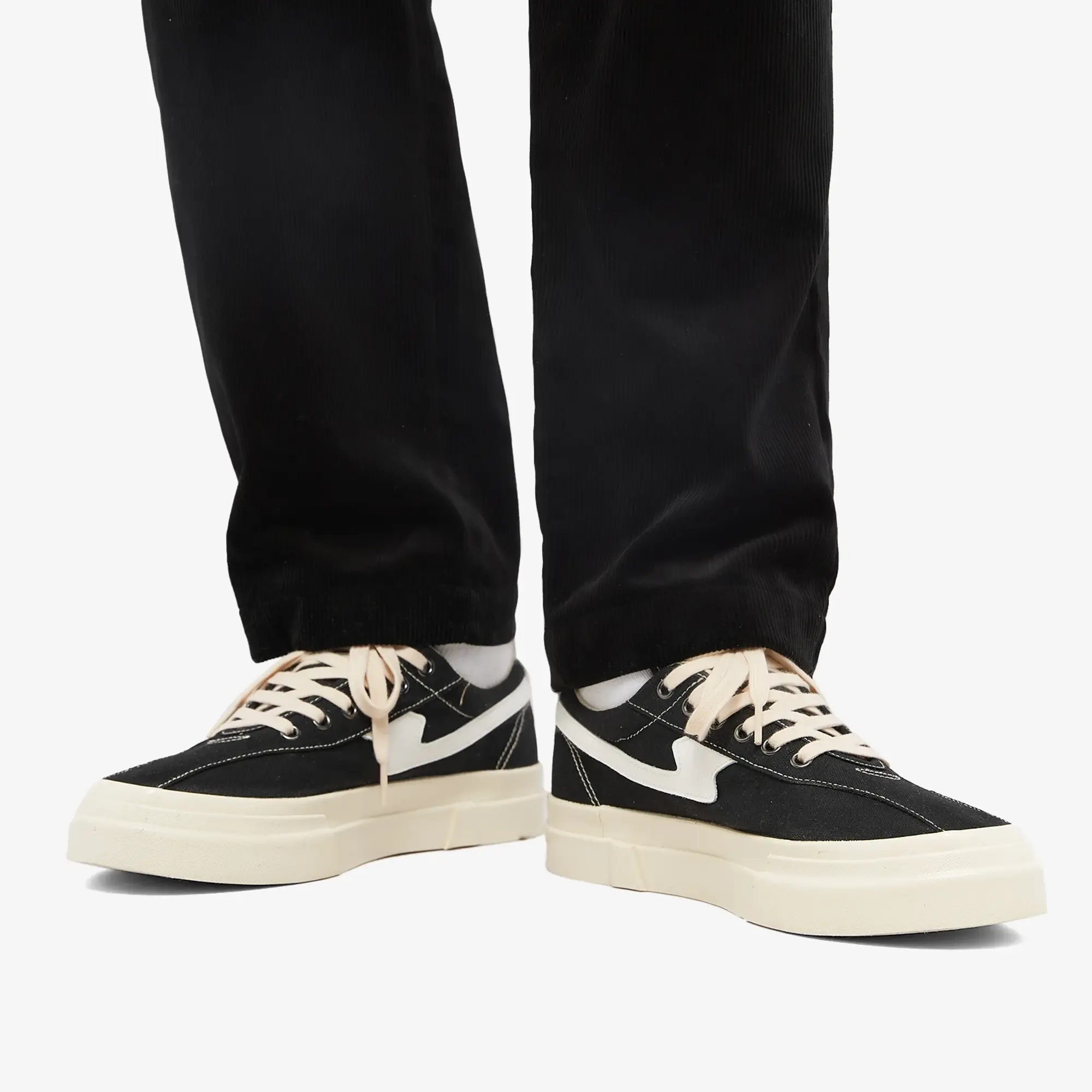 Stepney Workers Club Dellow S-Strike Canvas, Black