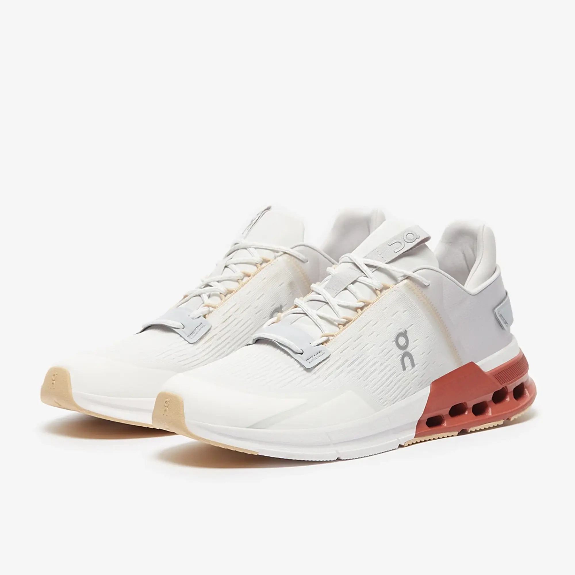 Sneakers On M Cloudnova Flux Undyed-White/ Auburn Eur 45