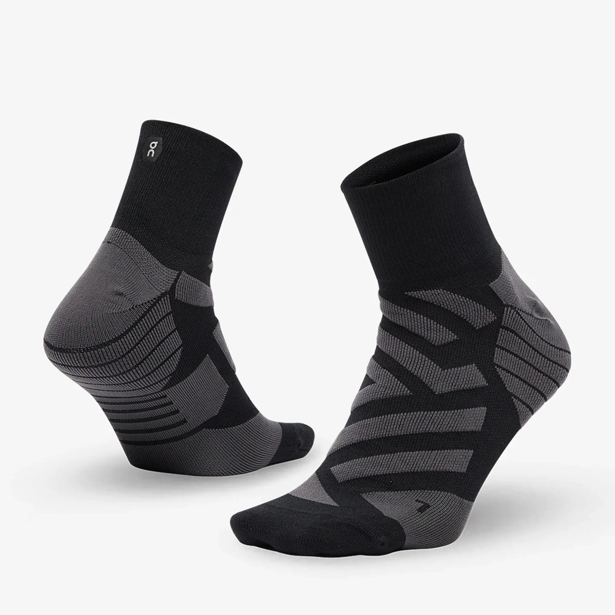 On Womens Performance Mid sock Shadow