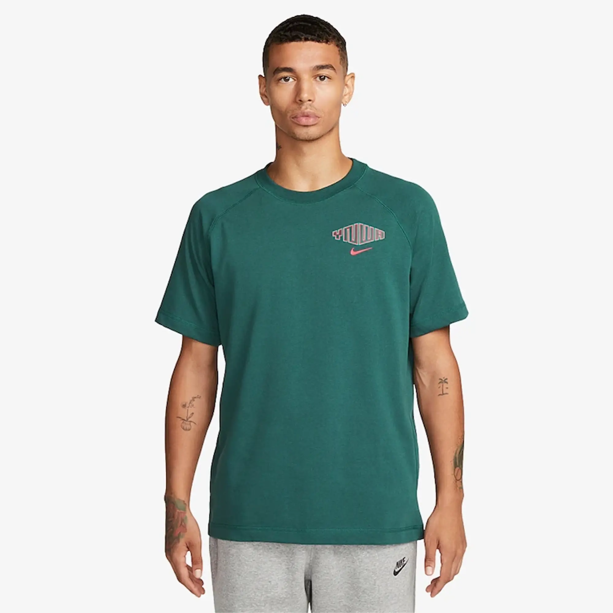 Nike Liverpool 22 23 Champions League SS Travel Top