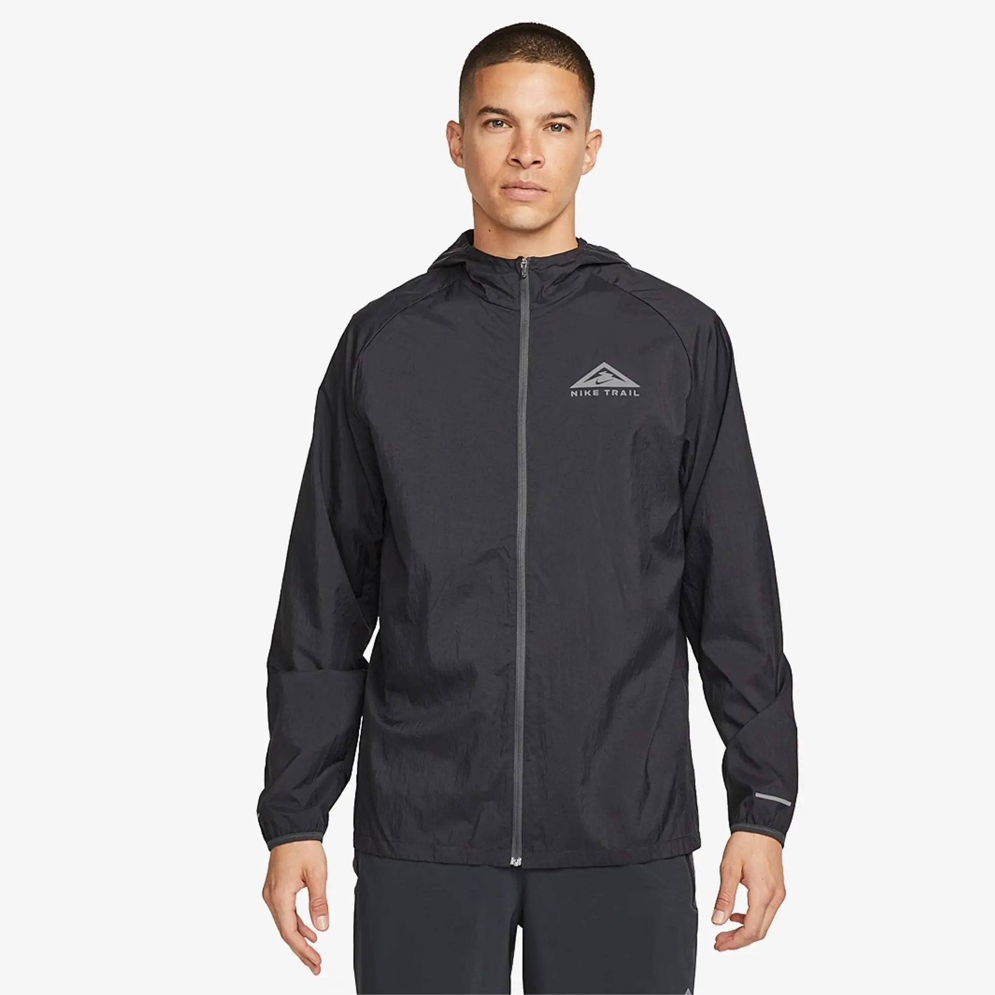 Nike lightweight jacket mens best sale