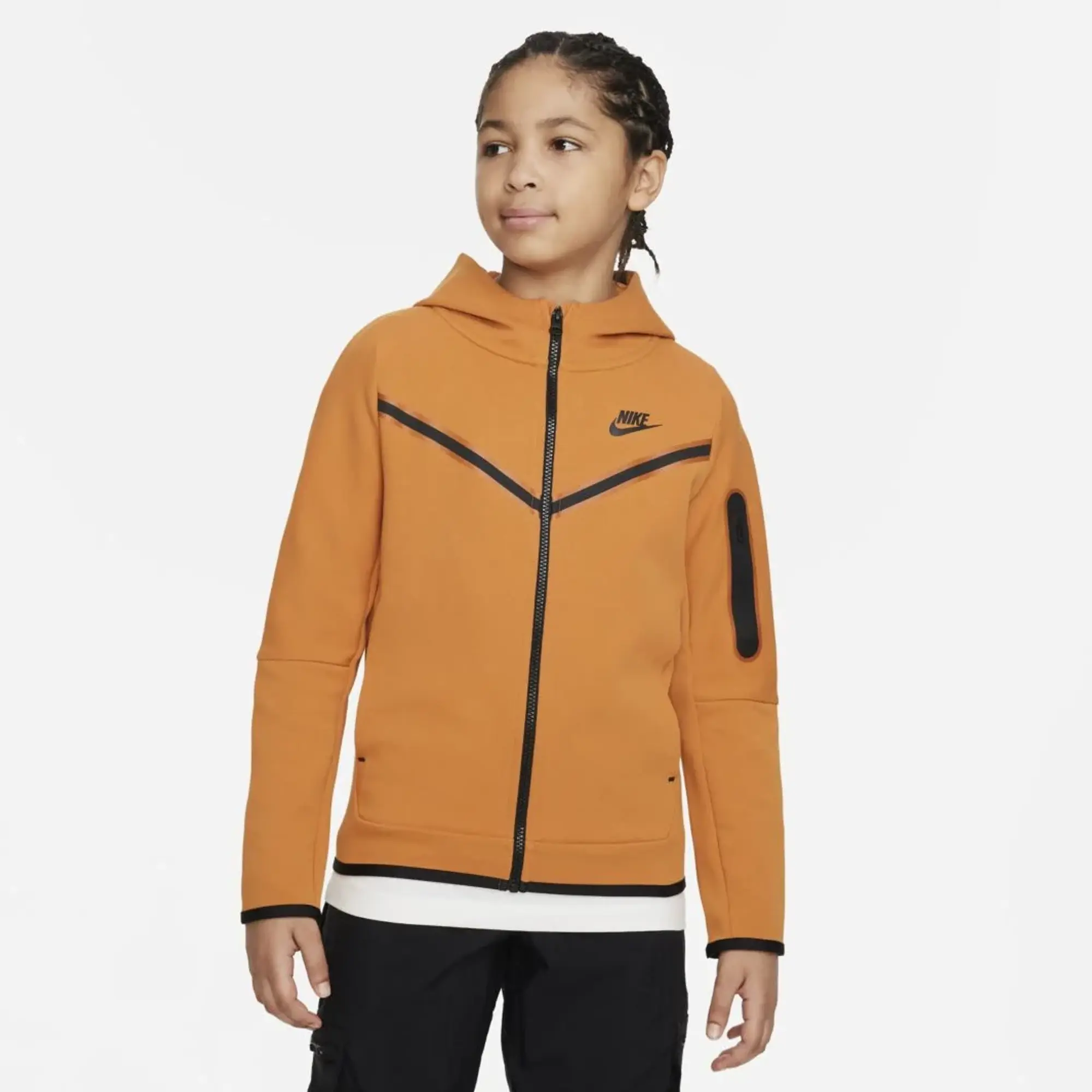 Nike Sportswear Older Kids Tech Fleece Hoodie 8 15Y CU9223 815 FOOTY.COM