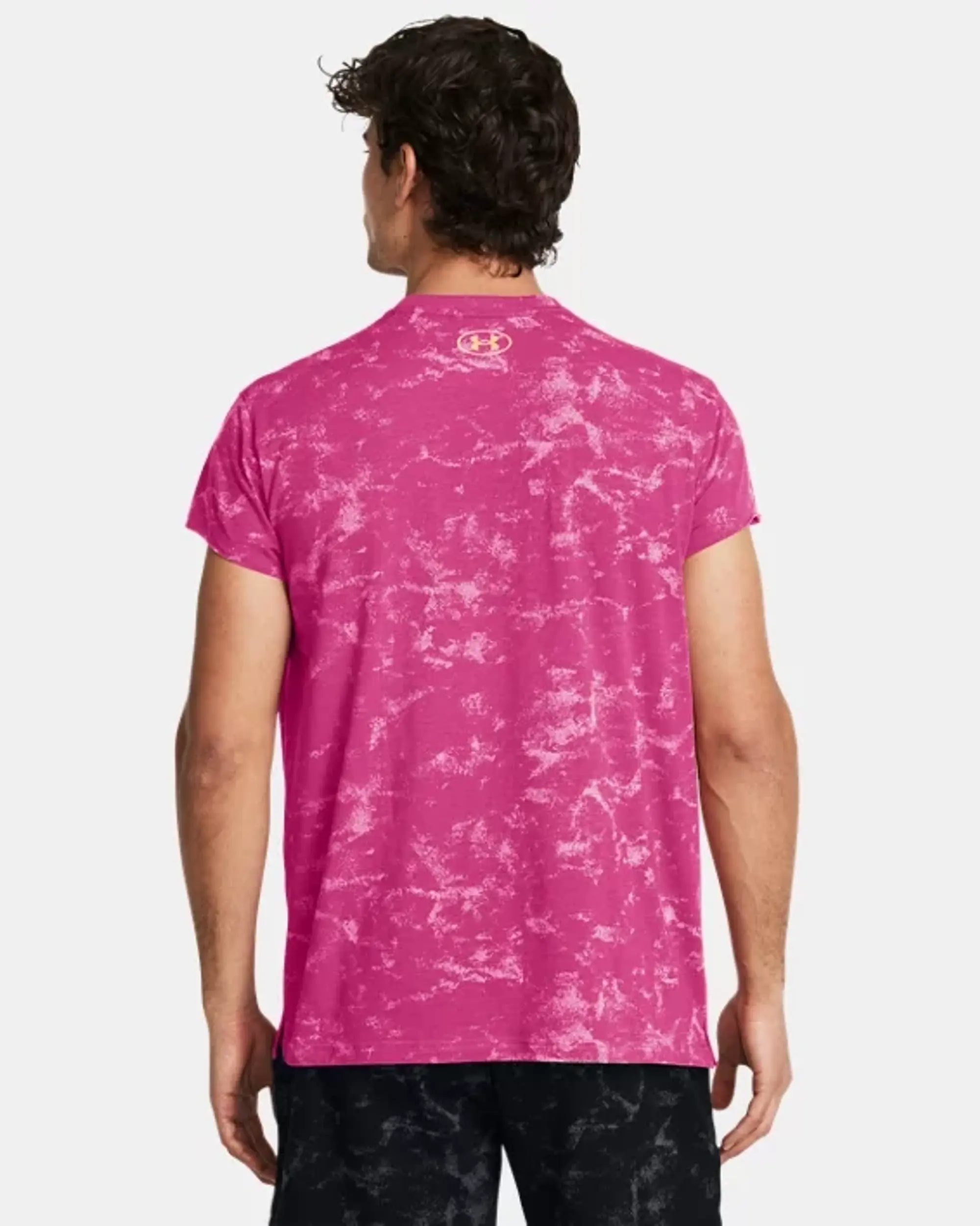 Under Armour Men's Project Rock Raise Hell Cap Sleeve T-Shirt Astro Pink / Nova Orange M