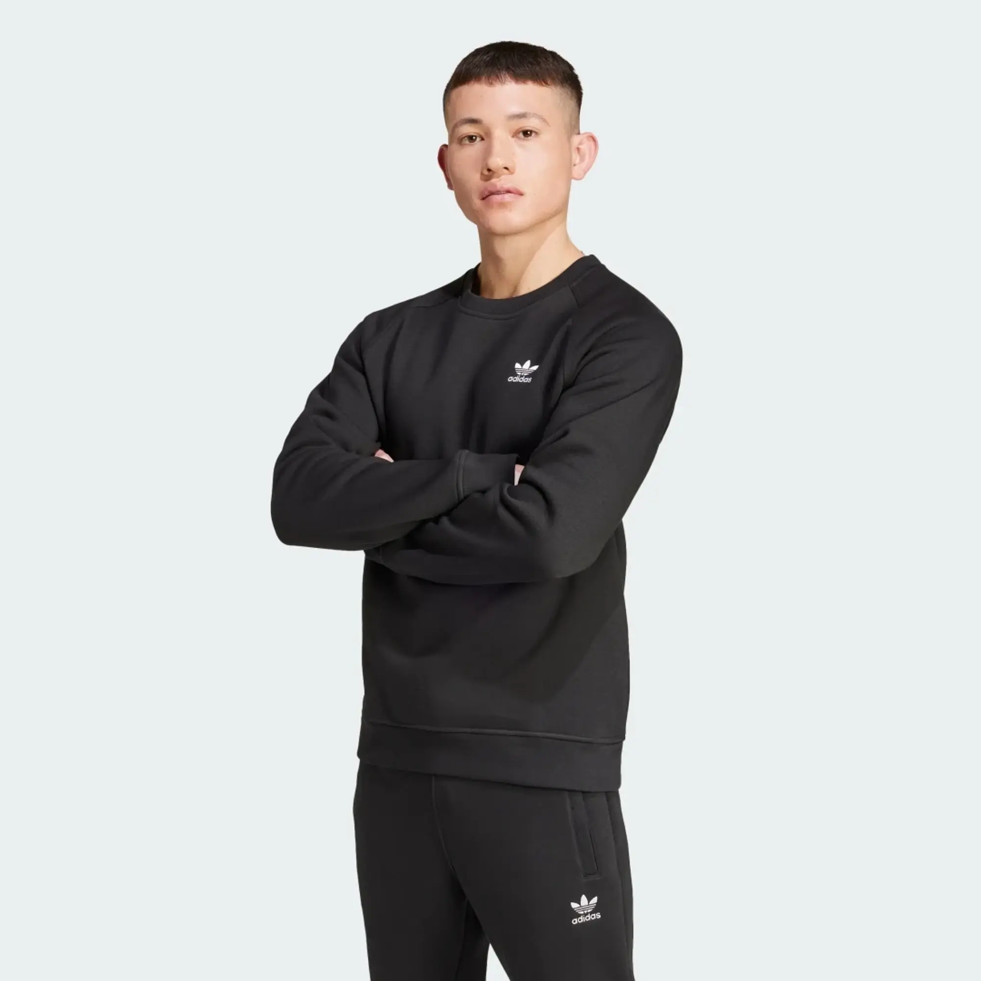 adidas Originals Men Trefoil Essentials Crew Sweatshirt