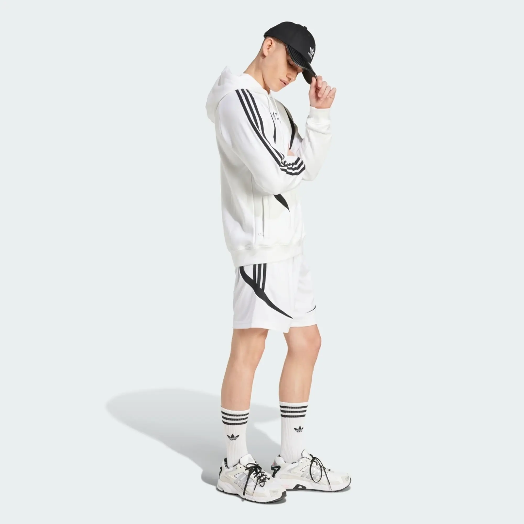 ★★Adairs★★ Archive Shorts White IZ4828 Adidas Originals Archive Shorts In White | IZ4828 | FOOTY.COM