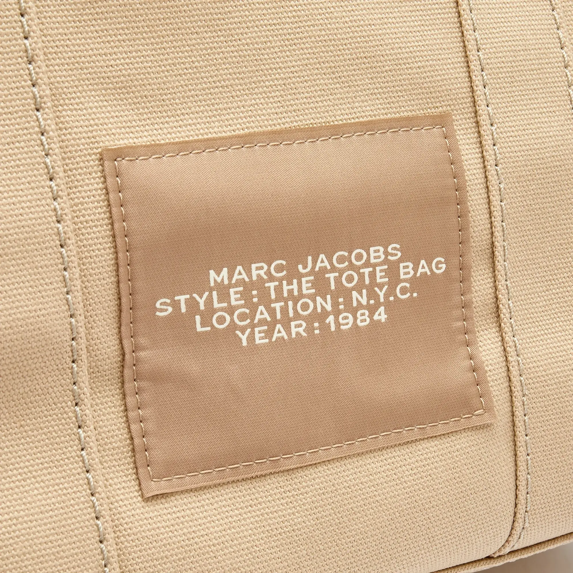 Marc Jacobs Women's The Medium Tote Bag Beige