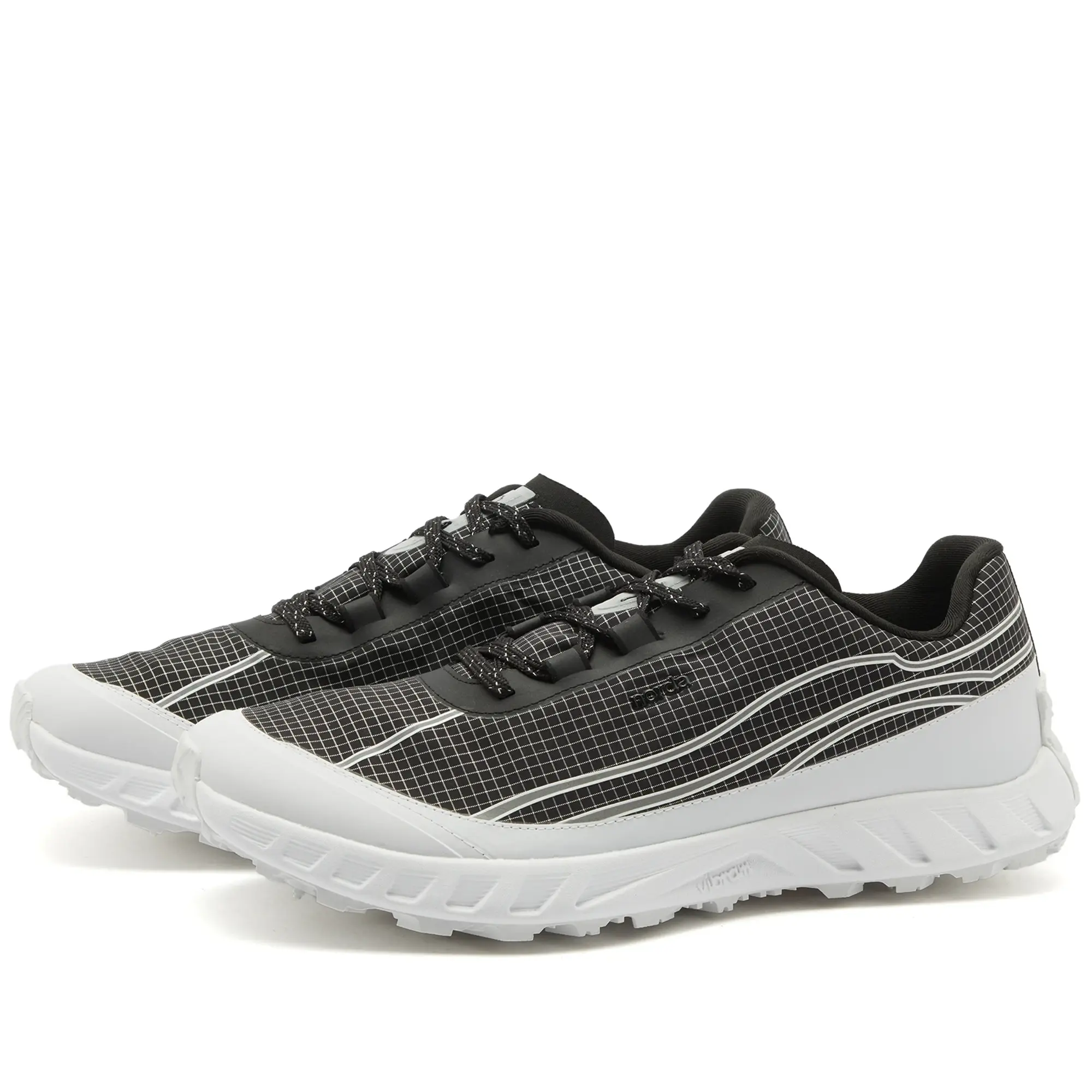 Norda Men's 002 Black/White | NDA-THE-002-BLK | FOOTY.COM