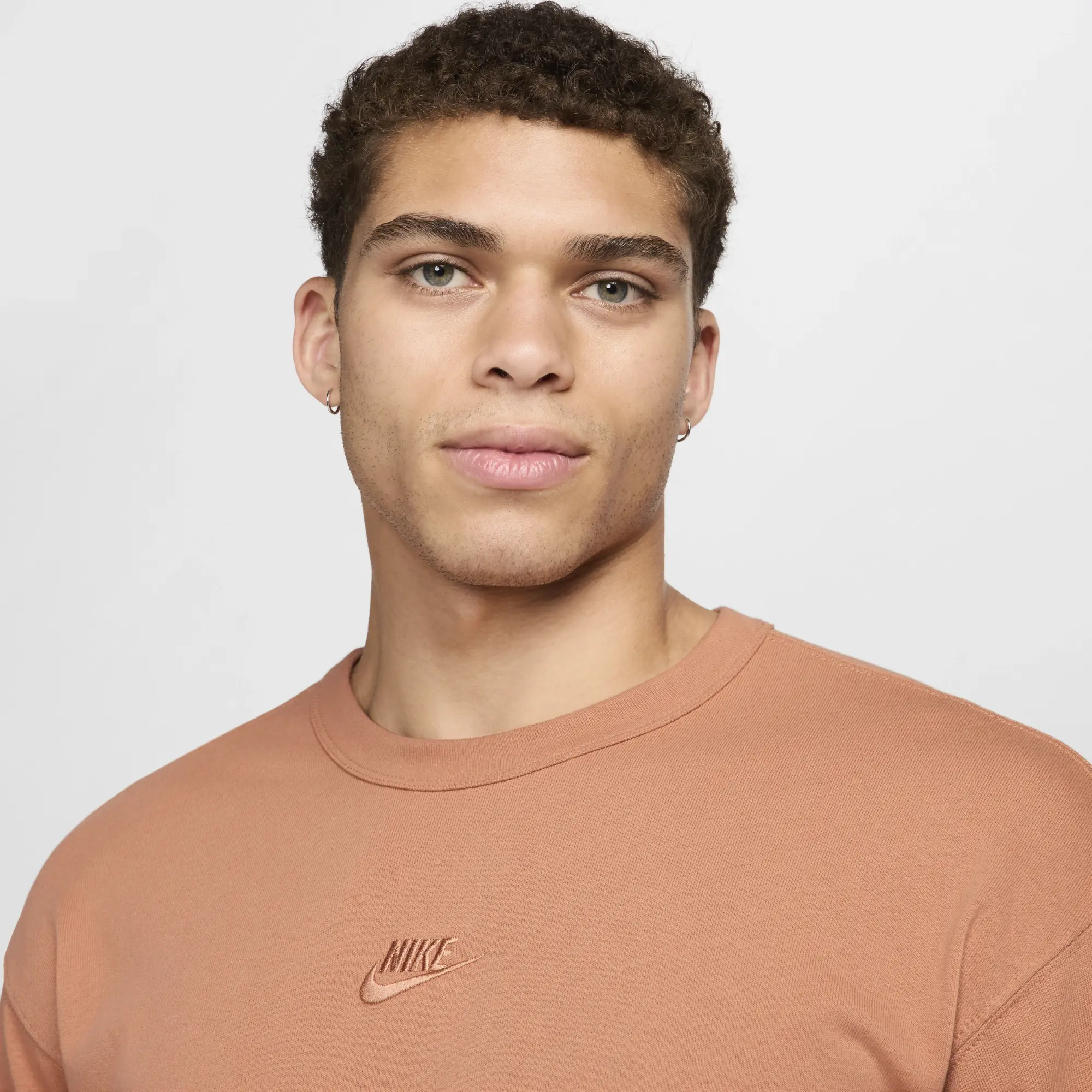Nike Solo Swoosh T-Shirt - Brown, Brown