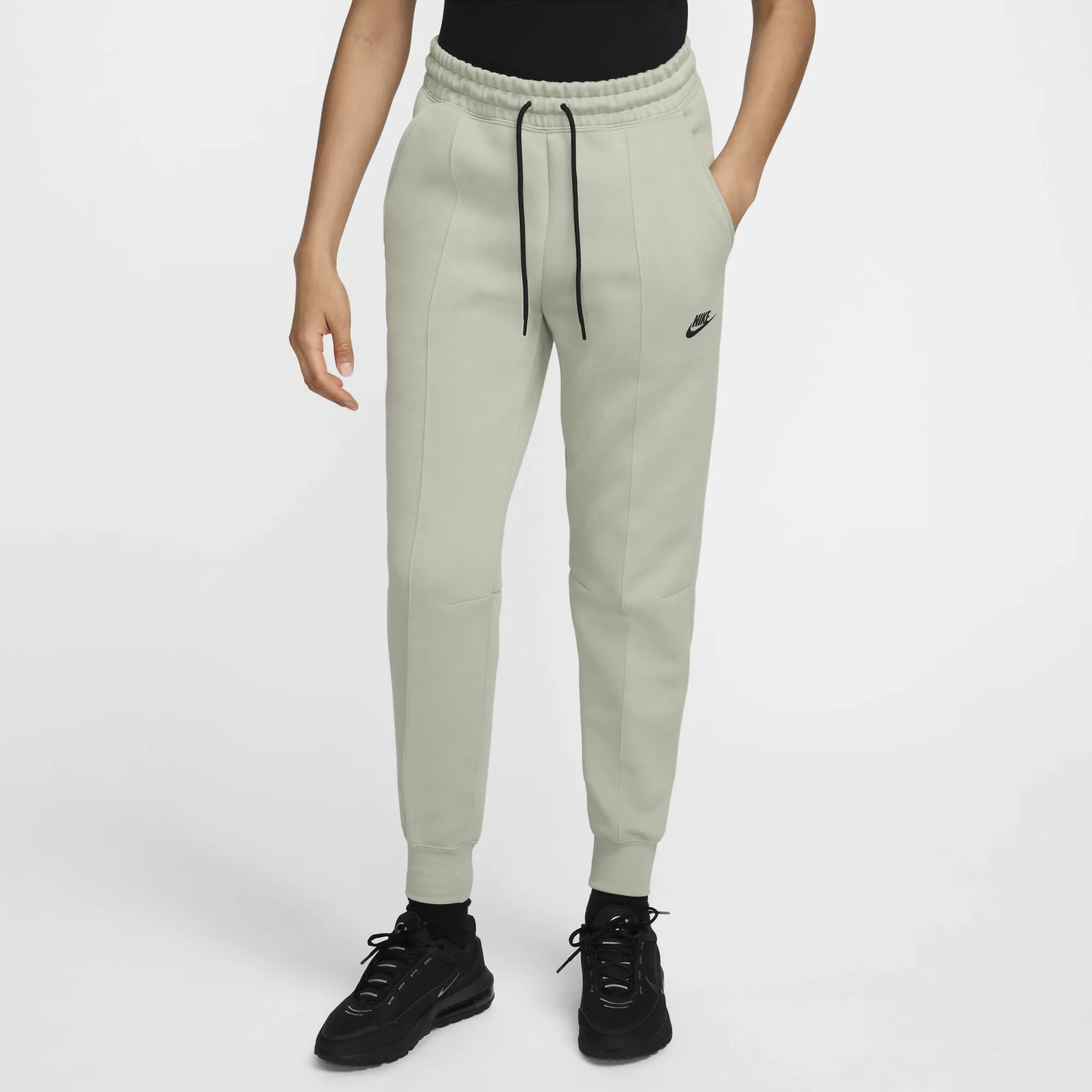 Nike Sportswear Tech Fleece Women's Mid-Rise Joggers - Green - Sustainable Blends Minimum