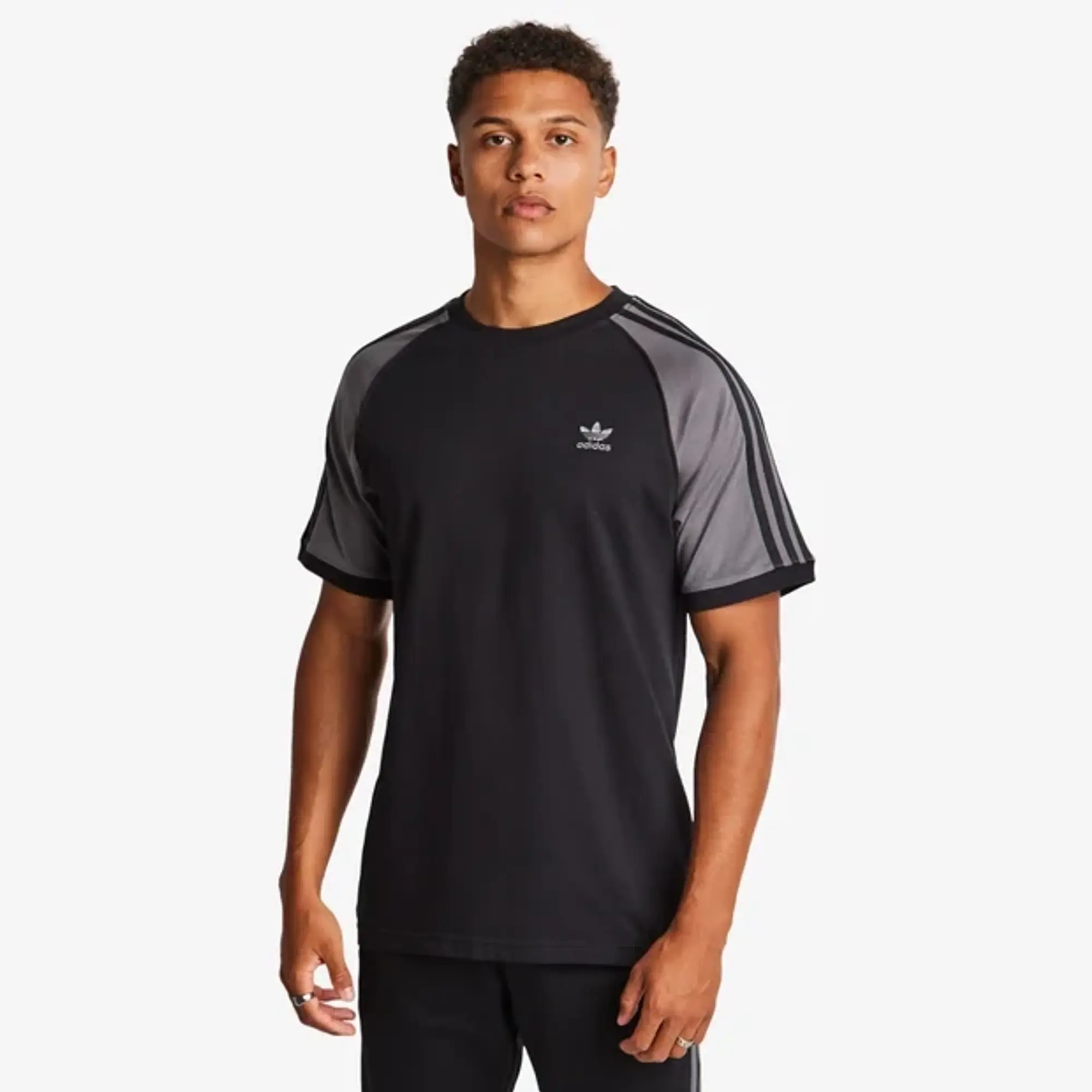 adidas Originals Adidas Superstar Men T-Shirts - Black