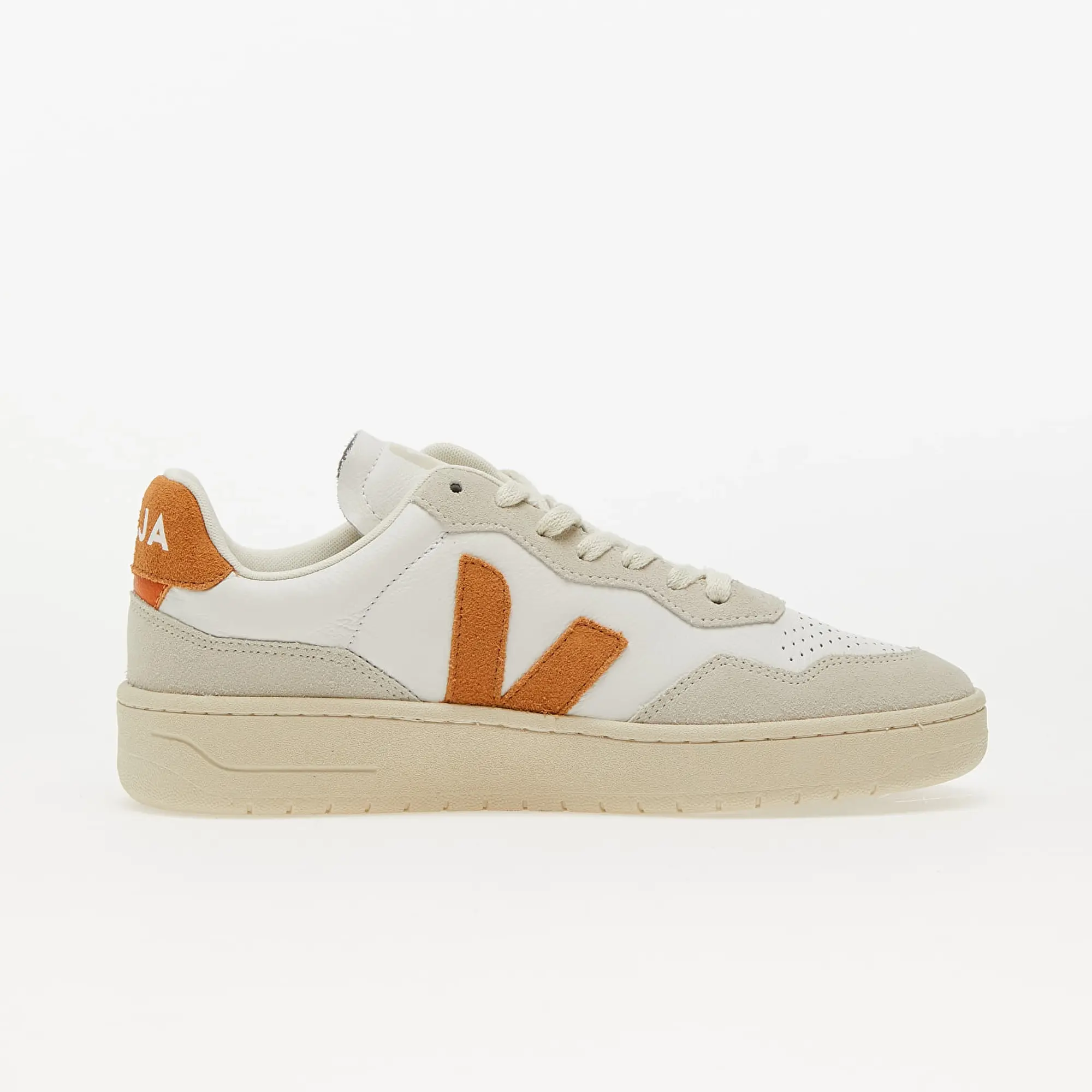 Veja WMNS V-90