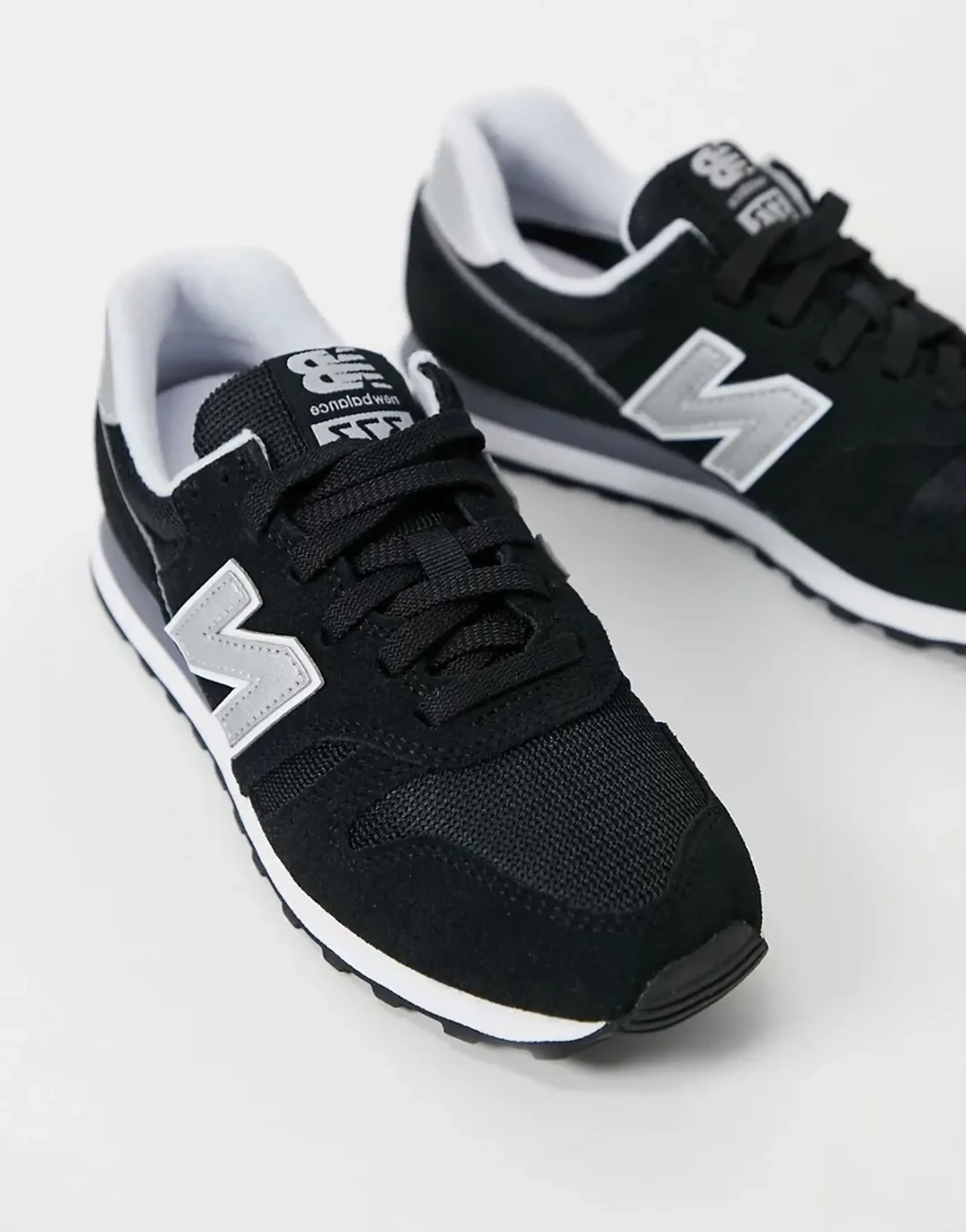 New Balance  373  men's Shoes (Trainers) in Black