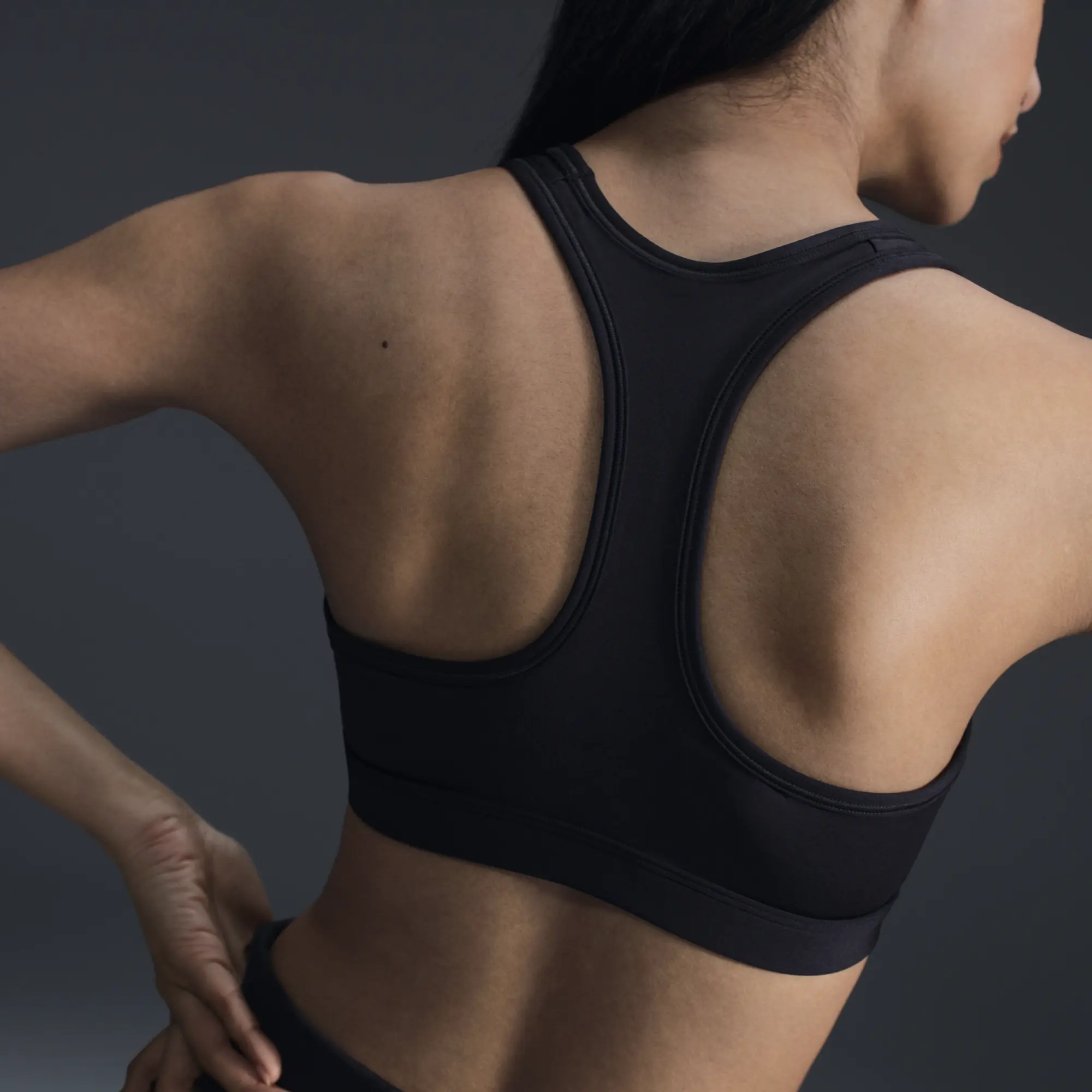Nike Swoosh Medium-Support Women's Padded Sports Bra - Black - Polyester/Elastane