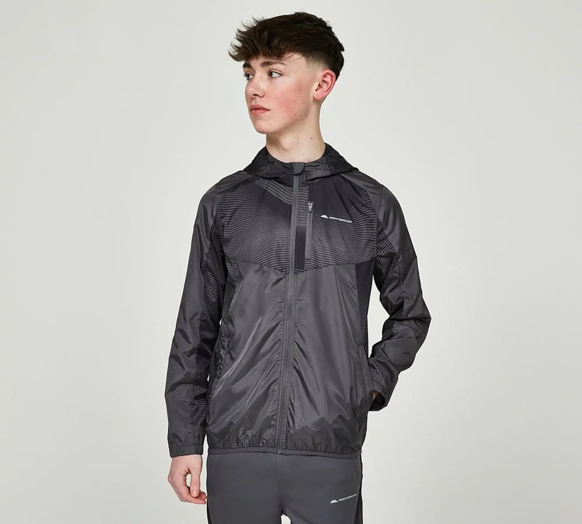 Monterrain Junior Endurance Windbreaker - Grey - Size S/B - Grey