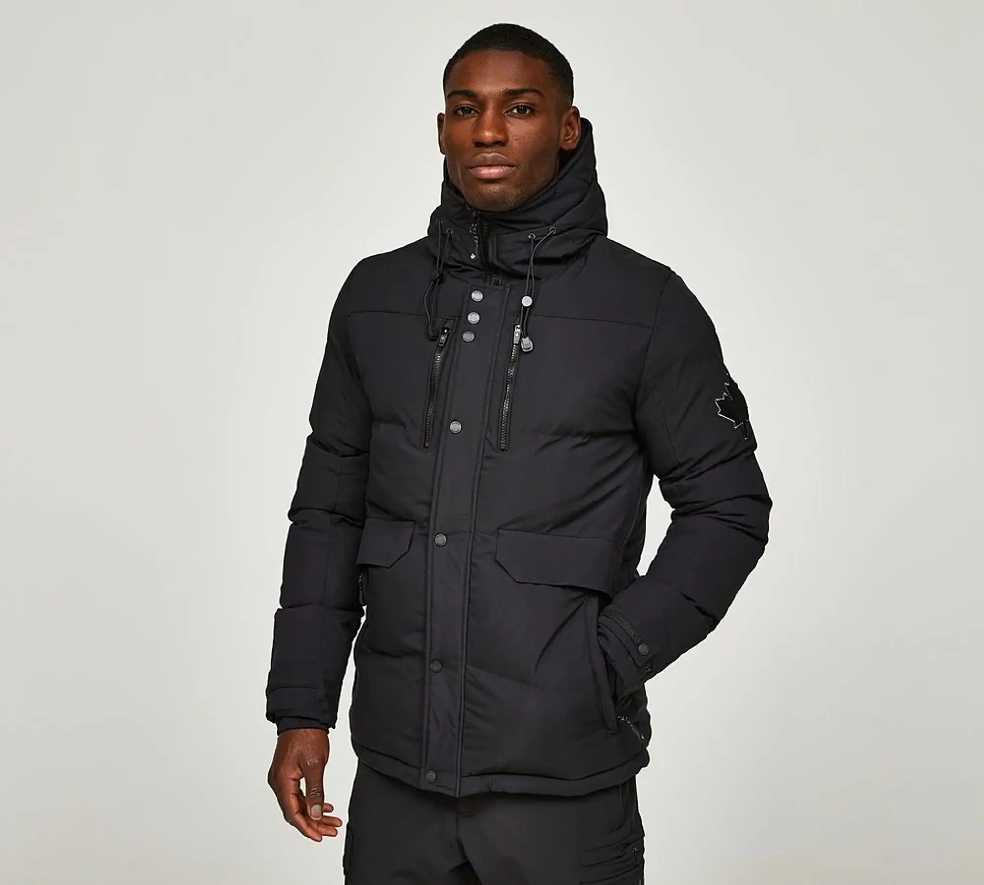 Zavetti Canada Atavelli Puffer Jacket - Black - Size M - Black