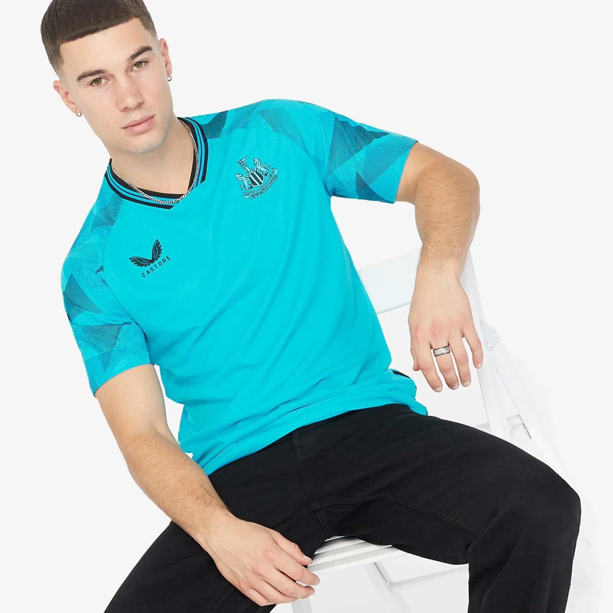 Castore Newcastle United Mens SS Goalkeeper Away Shirt 2023/24