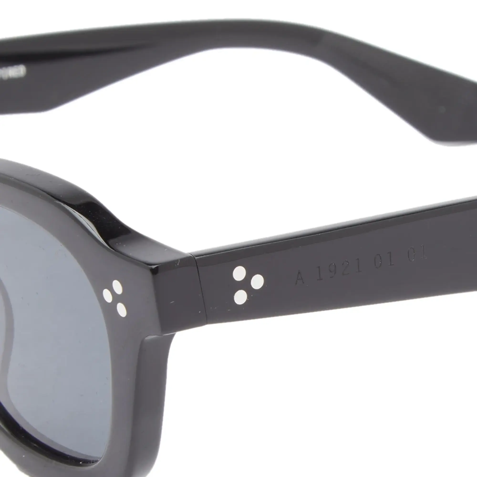 AKILA Logos Sunglasses Black