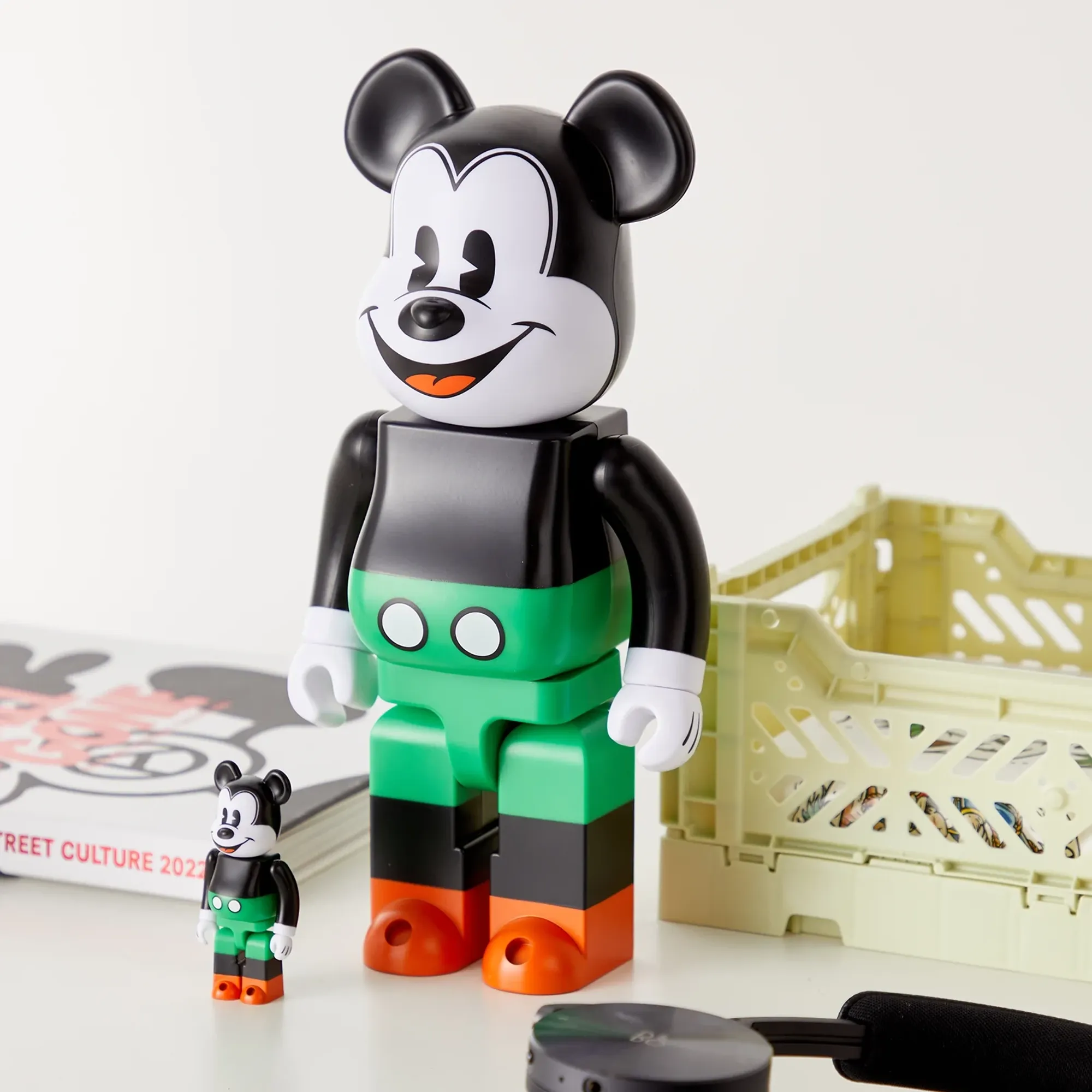BE@RBRICK MICKEY MOUSE 1930's POSTER