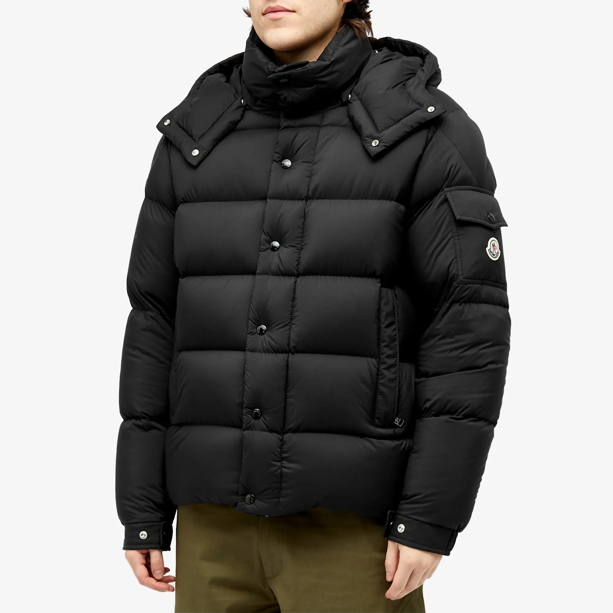 3J8132/MONCLER VEZERE ダウンジャケット モンクレール ヴェゼール