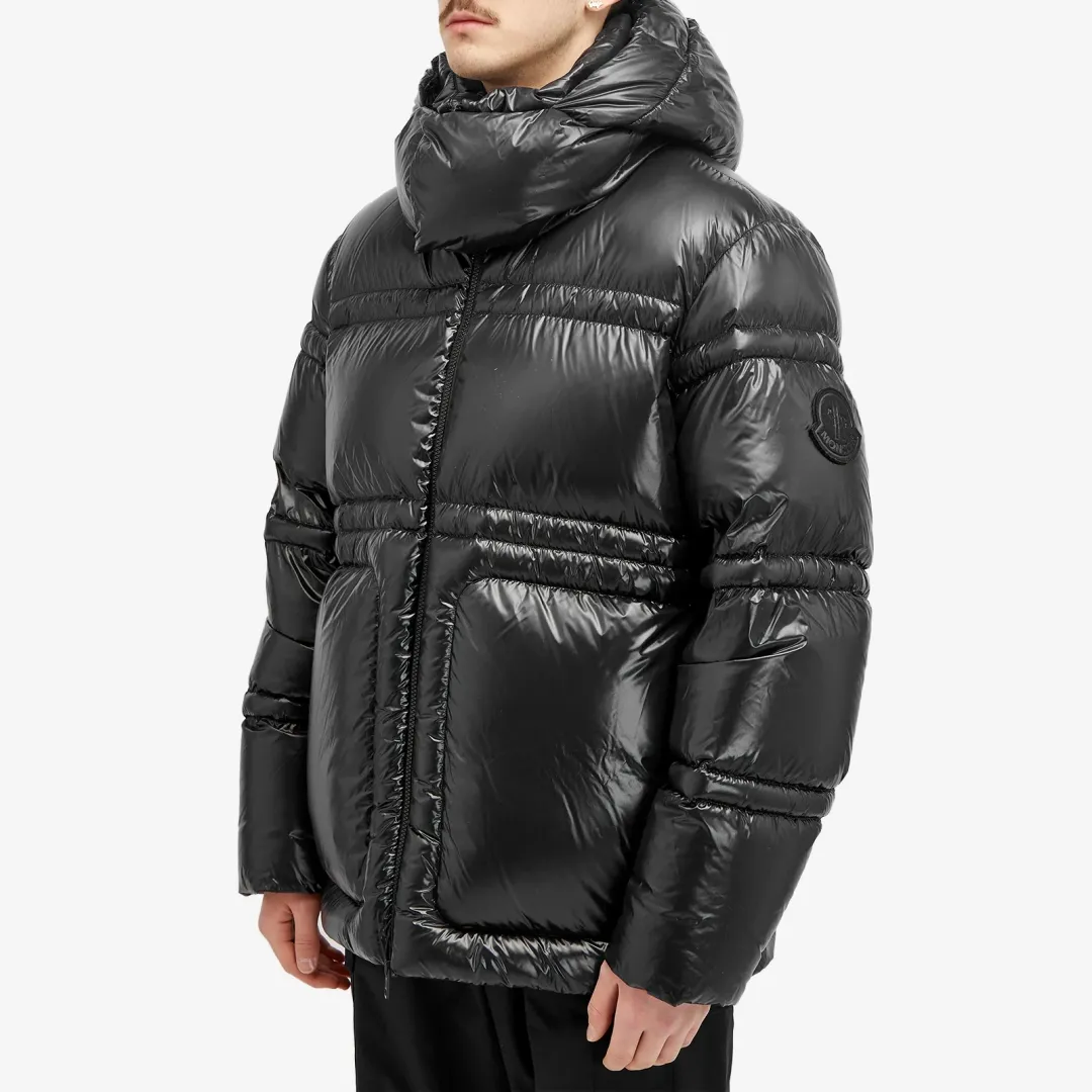 Moncler Men's Thuban Lightweight Nylon Jacket Black | 1A000-595GJ