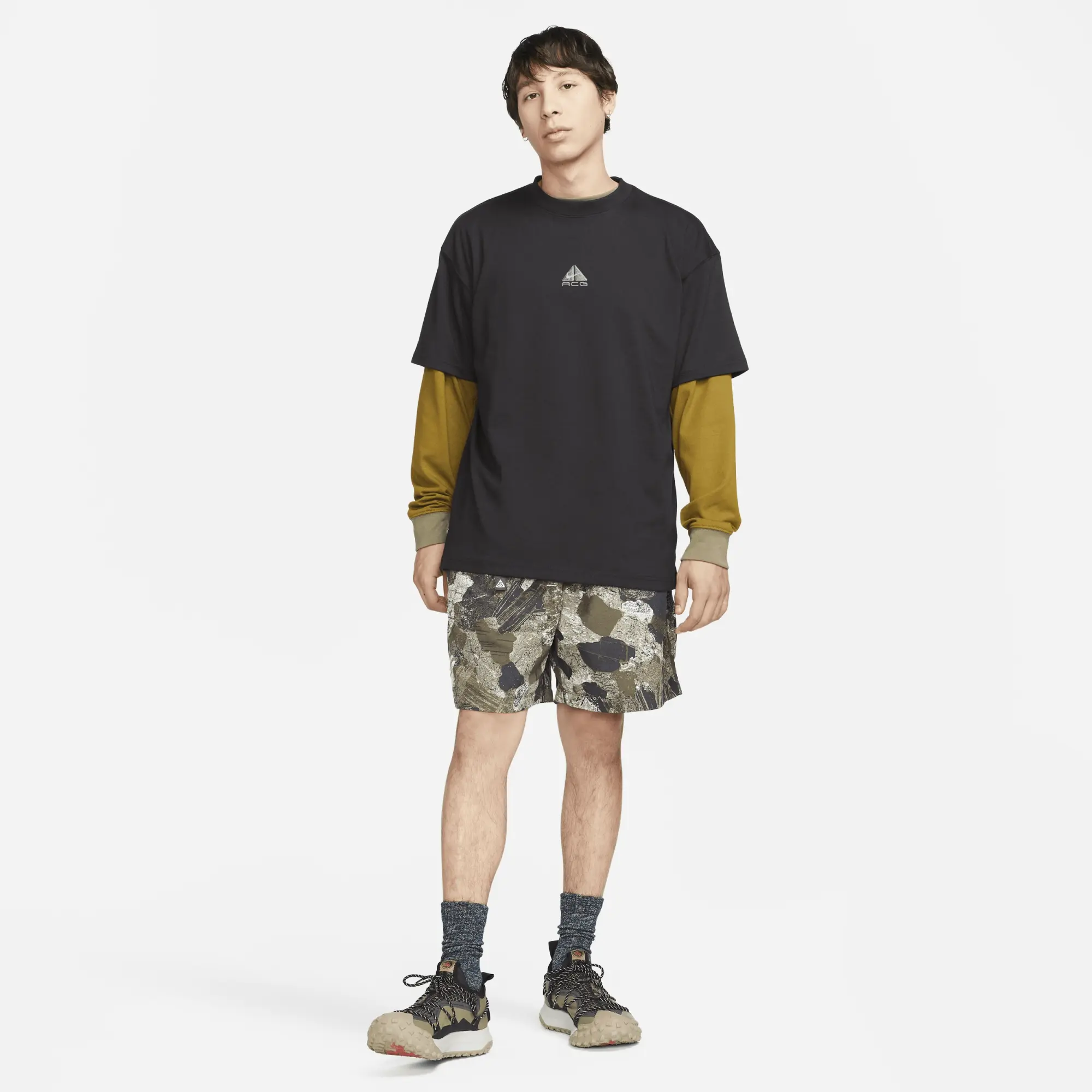 Nike ACG Men's T-Shirt - Black - Recycled Polyester/Organic Cotton